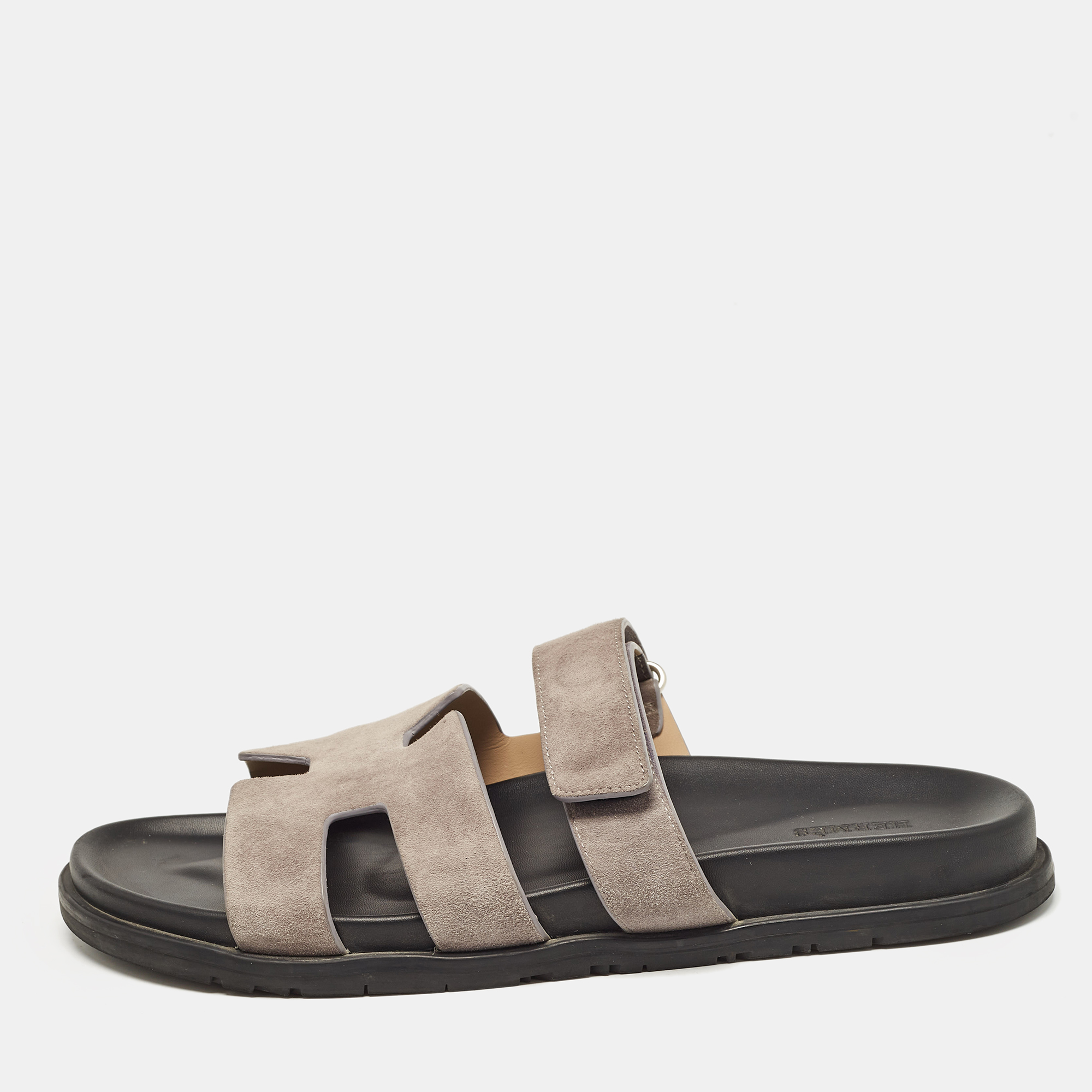 

Hermes Grey Suede Chypre Sandals Size