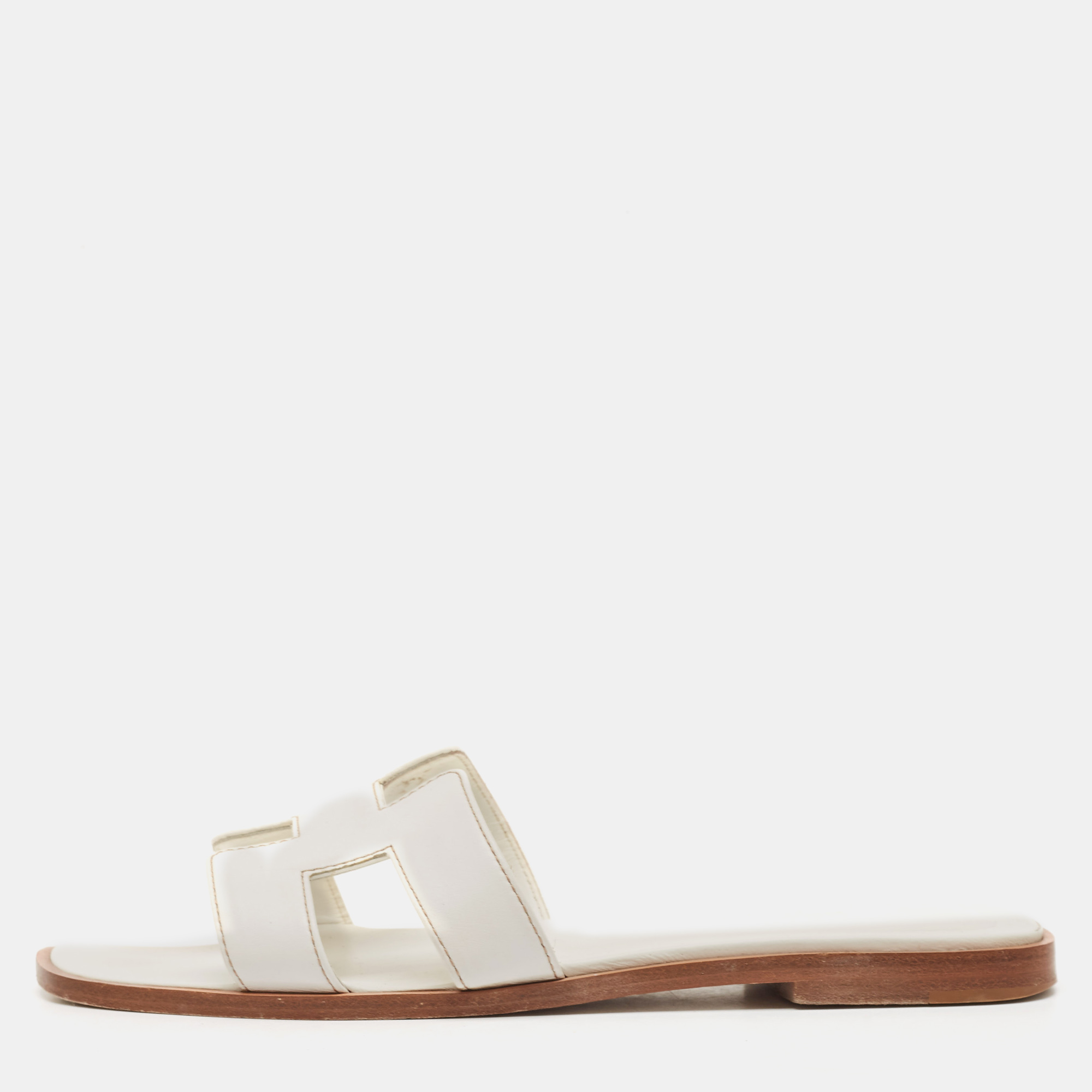 

Hermes White Leather Oran Flat Slide Sandals Size