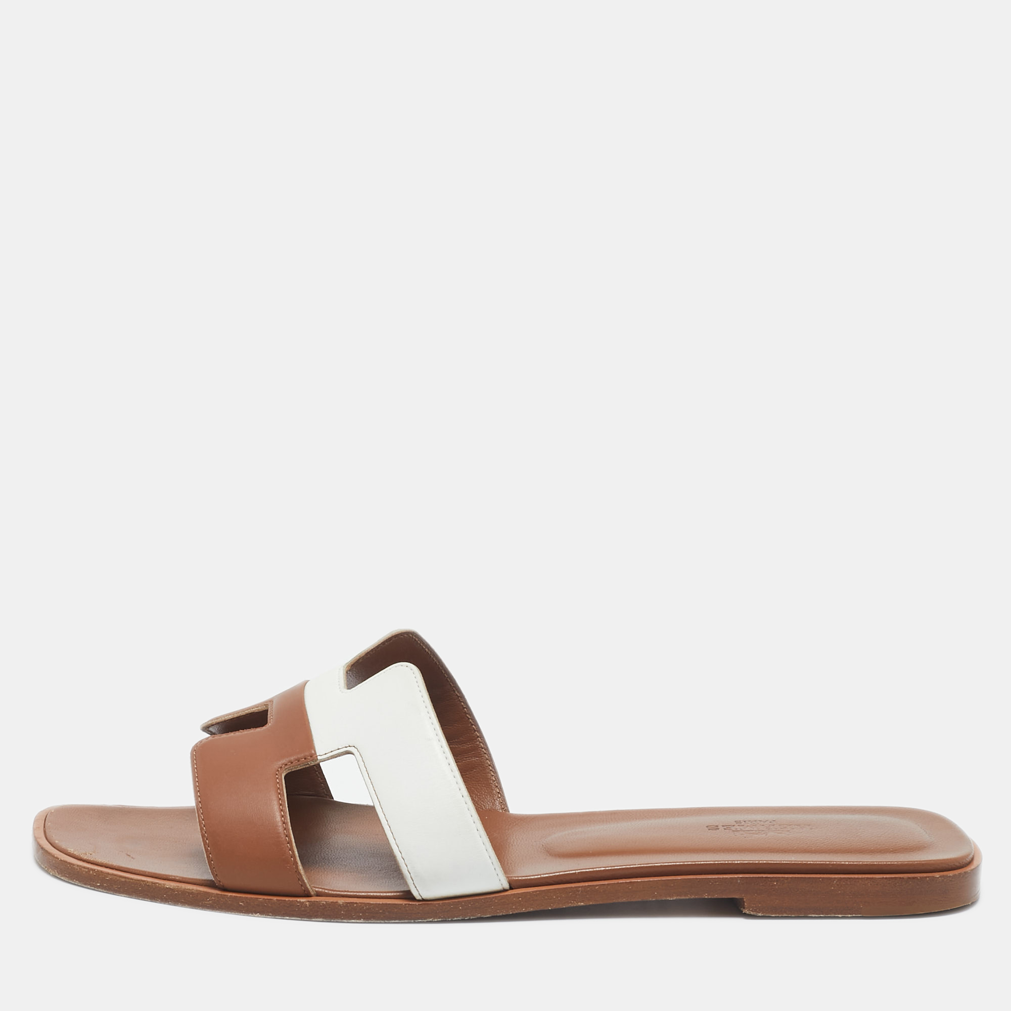 

Hermes Brown/White Leather Oran Flat Slide Sandals Size