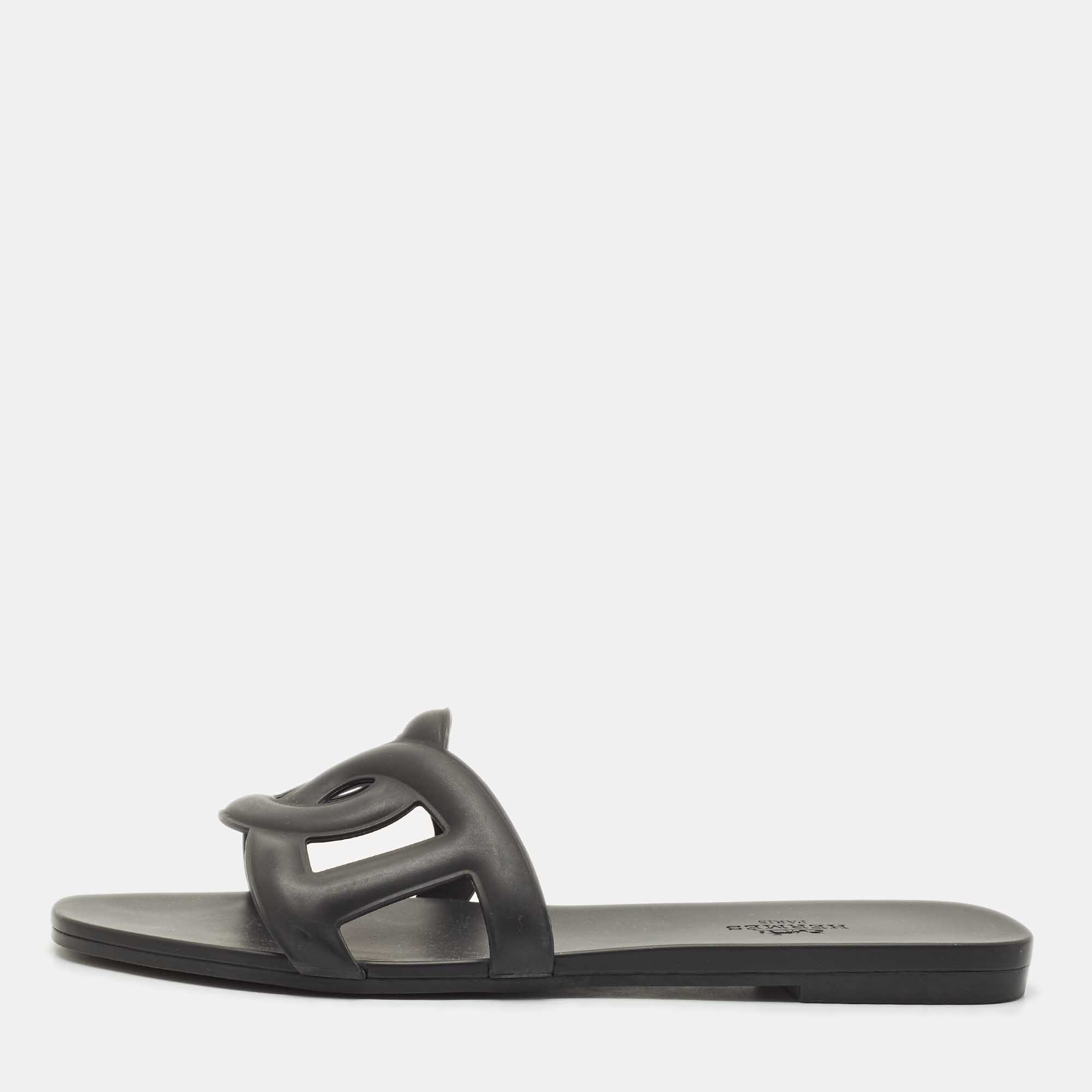

Hermes Black Rubber Aloha Flat Slide Sandals Size