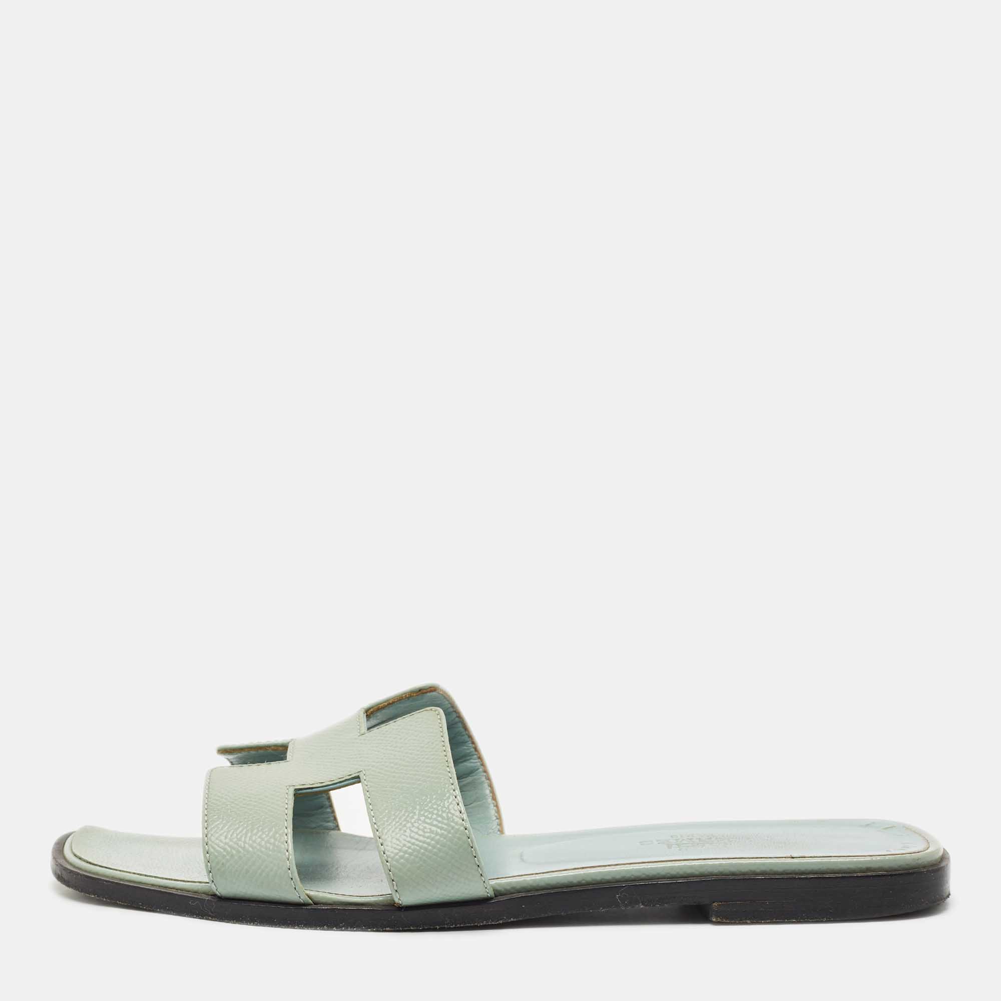 

Hermes Sky Blue Patent Leather Oran Sandals Size