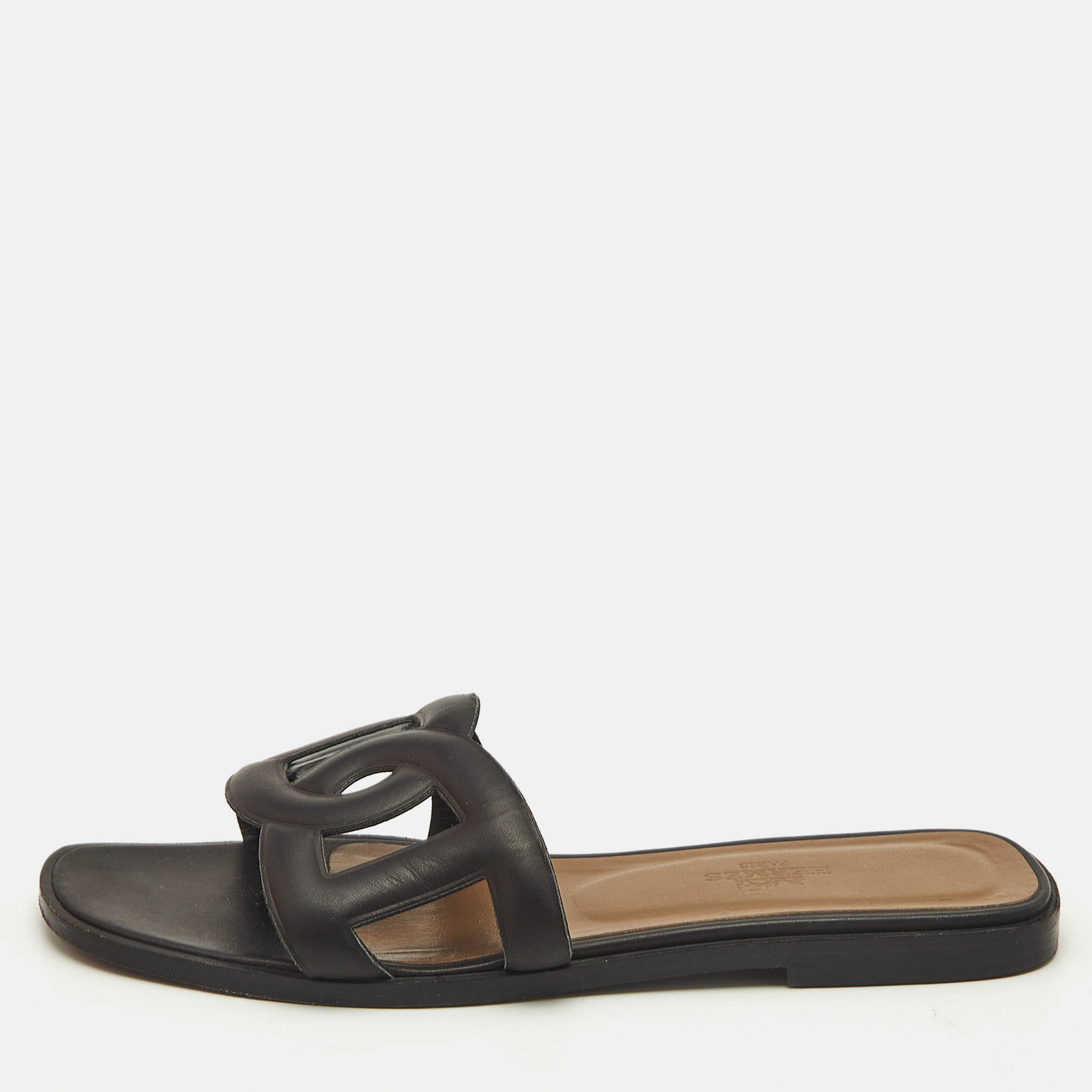 

Hermes Black Leather Aloha Flat Slides Size