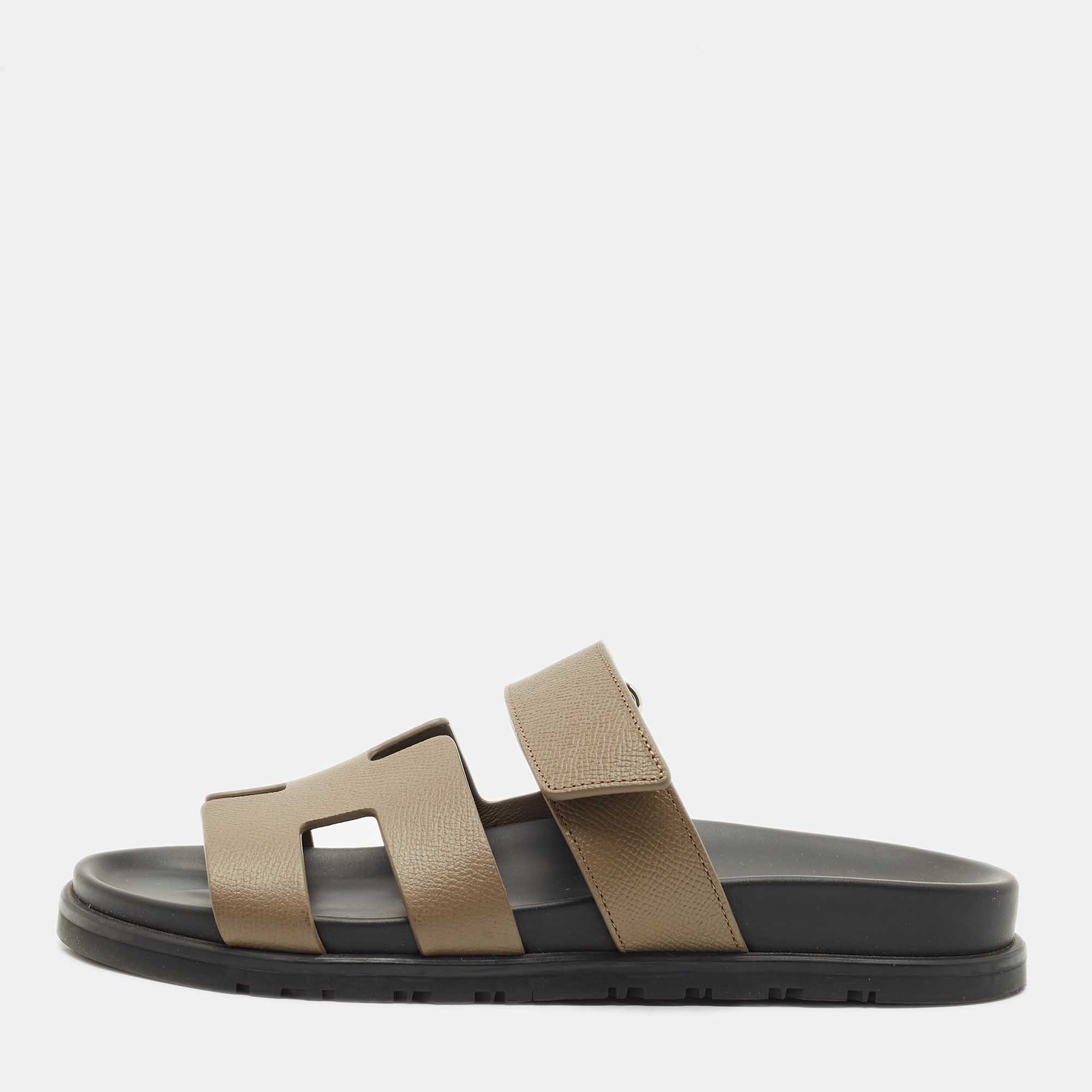 

Hermes Grey Leather Chypre Sandals Size
