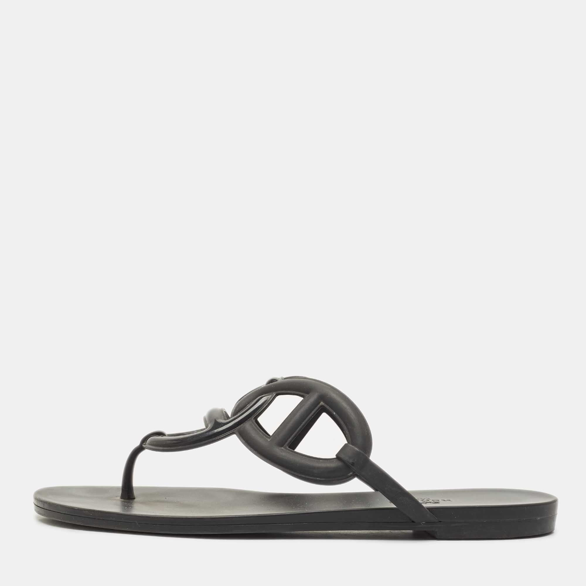

Hermes Black Rubber Egerie Flat Thong Sandals Size