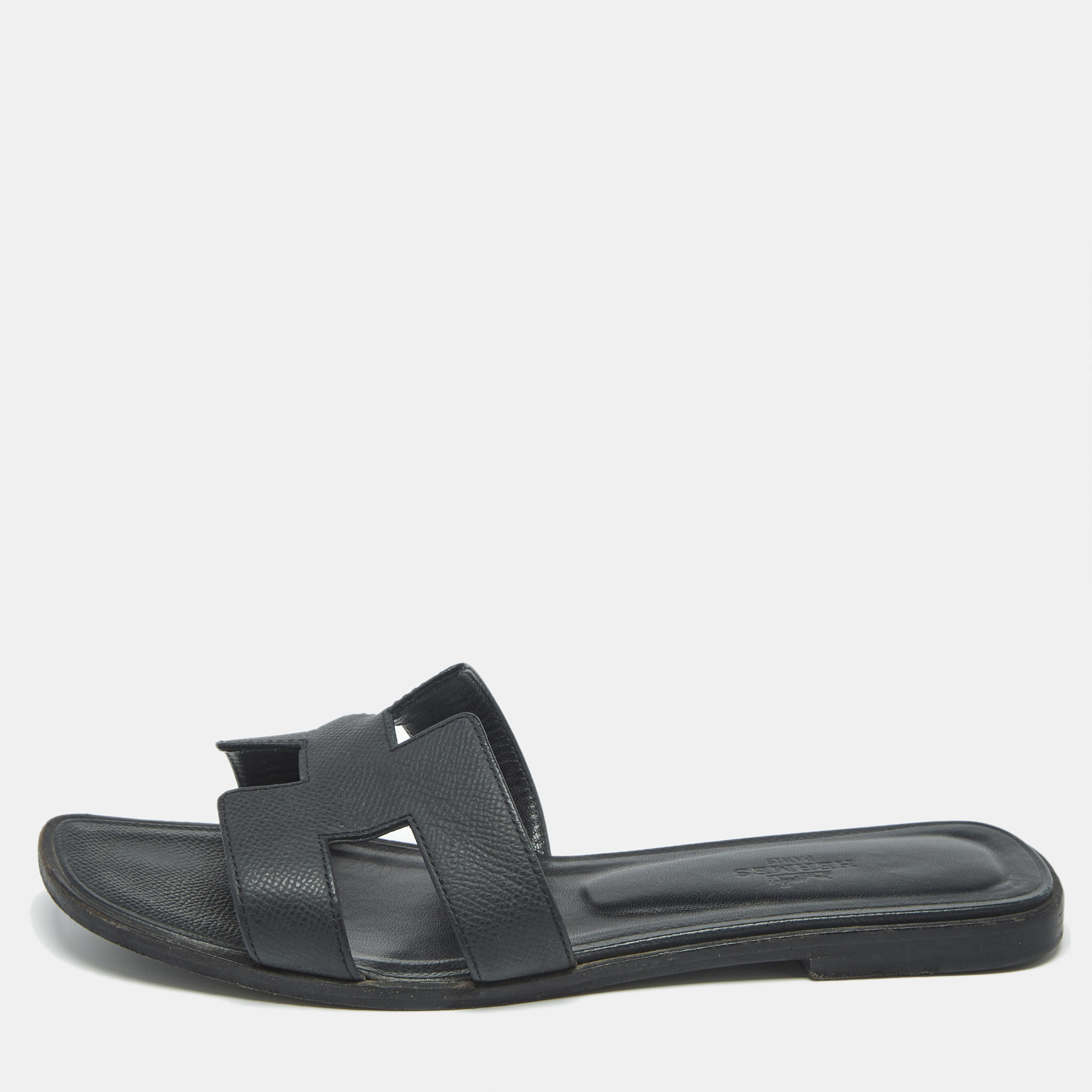 

Hermes Black Leather Oran Flat Slide Sandals Size