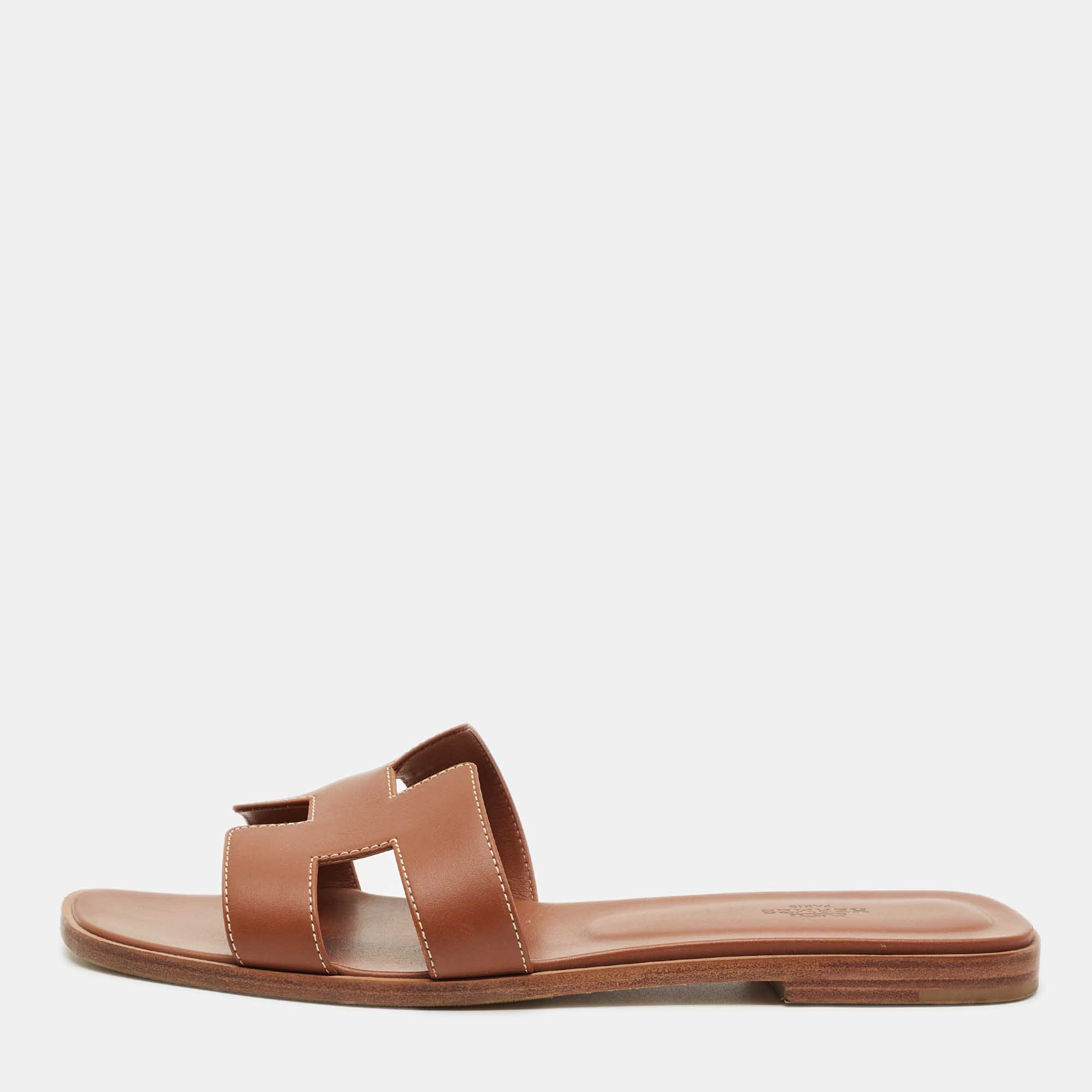 

Hermes Brown Leather Oran Flat Slides Size
