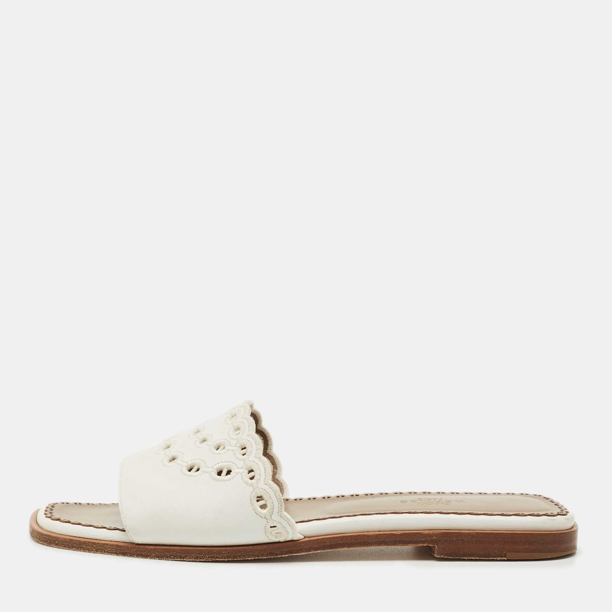 

Hermes White Leather Gaelle Flat Slides Size