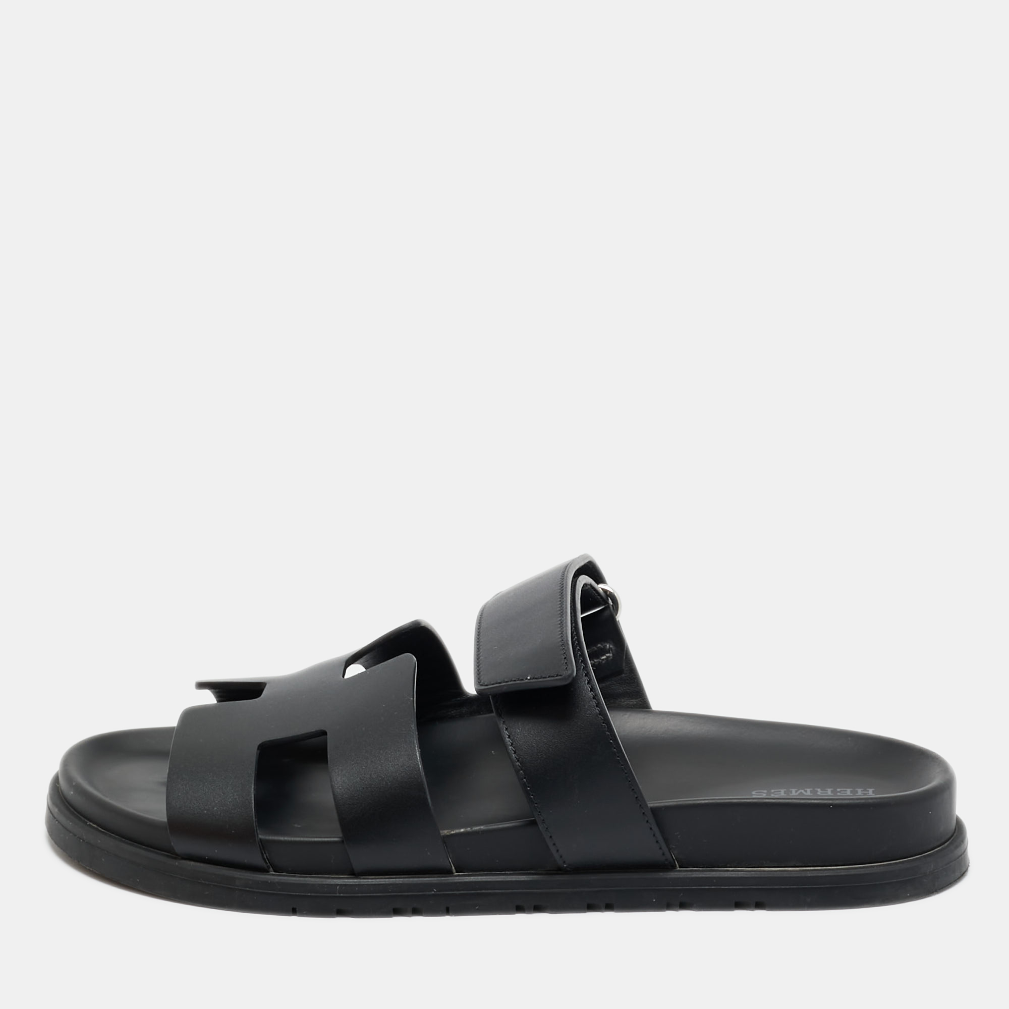 

Hermes Black Leather Chypre Sandals Size