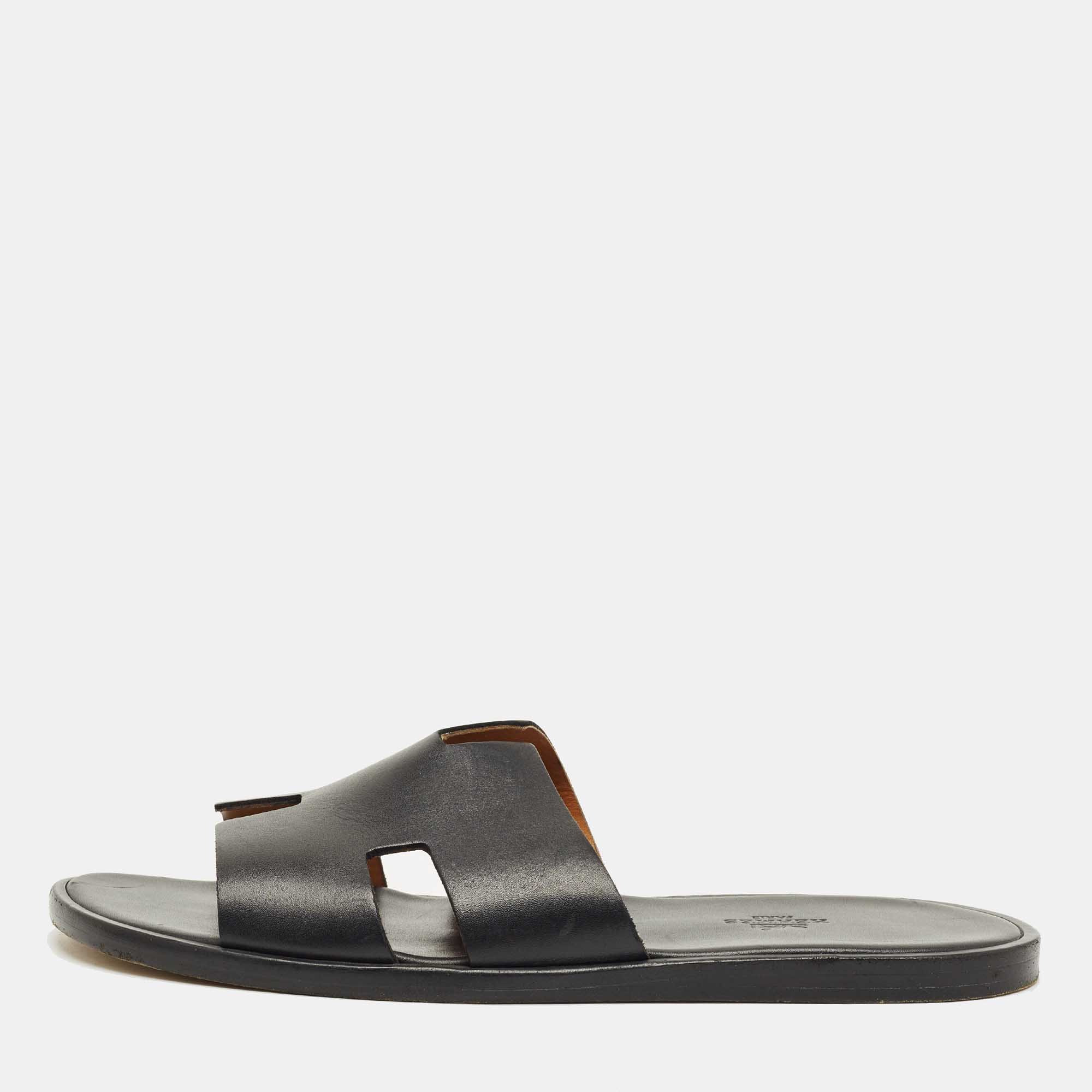 

Hermes Black Leather Izmir Flat Slide Size