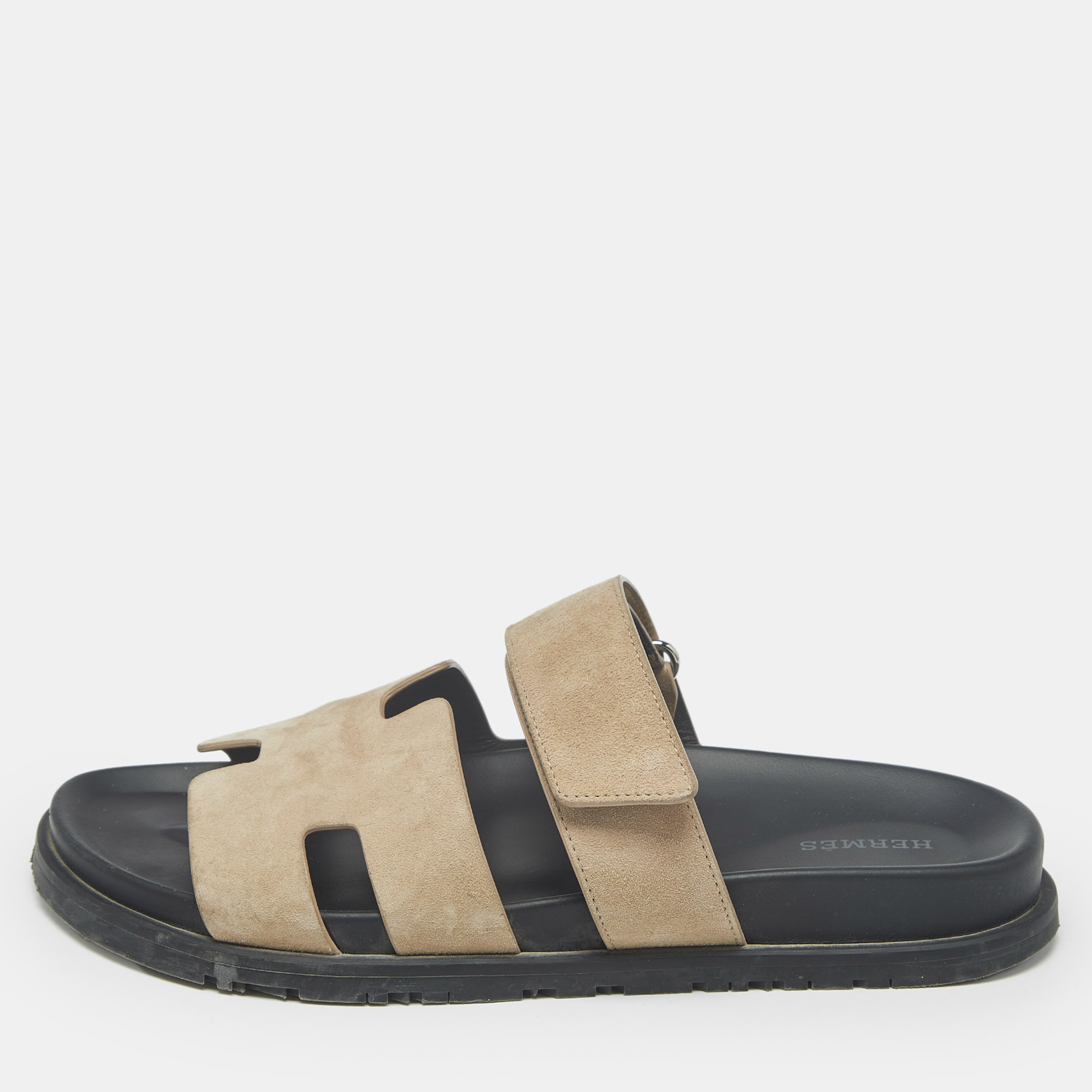 

Hermes Beige Suede Chypre Sandals Size