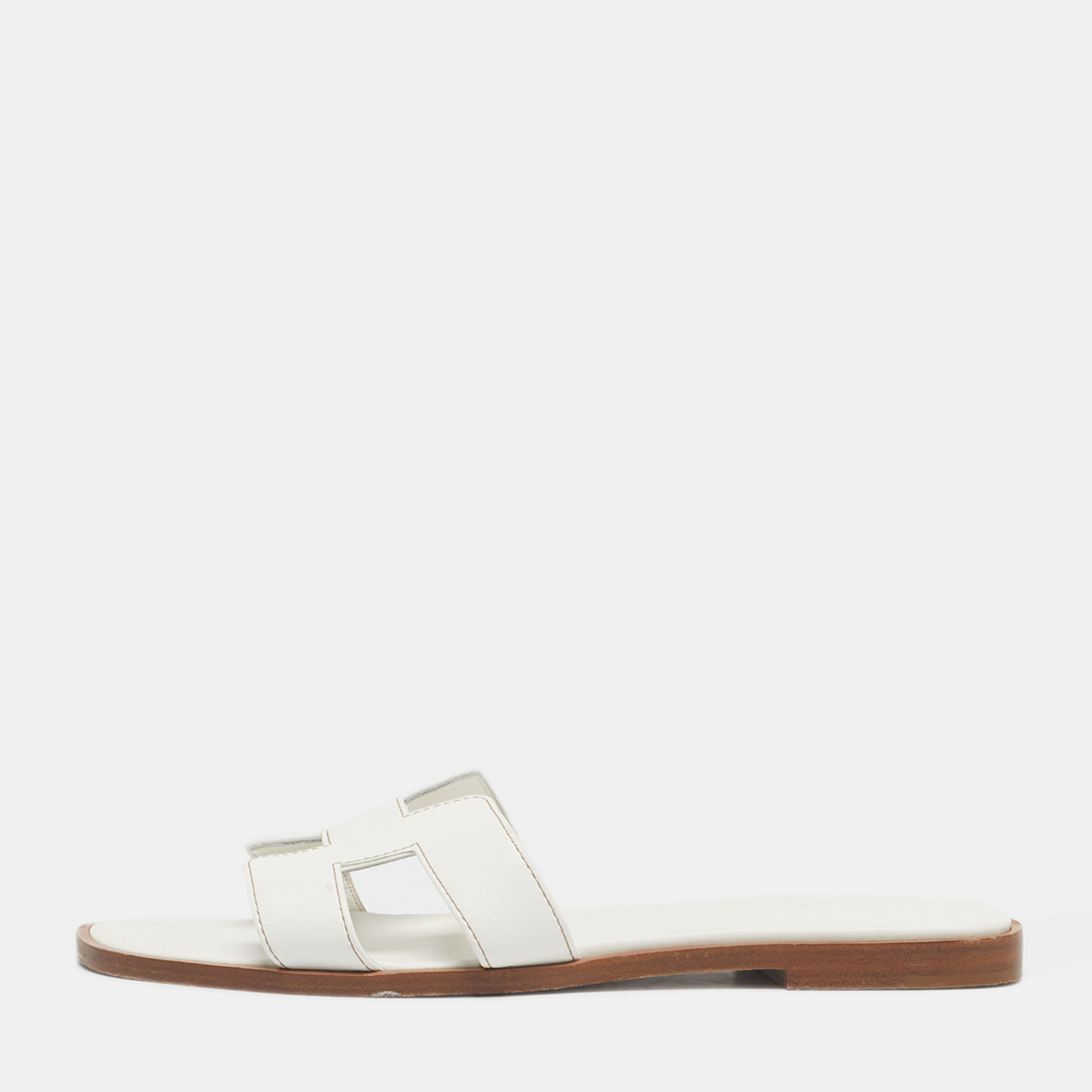 Pre-owned Hermes Hermès White Leather Oran Flat Slide Size 37
