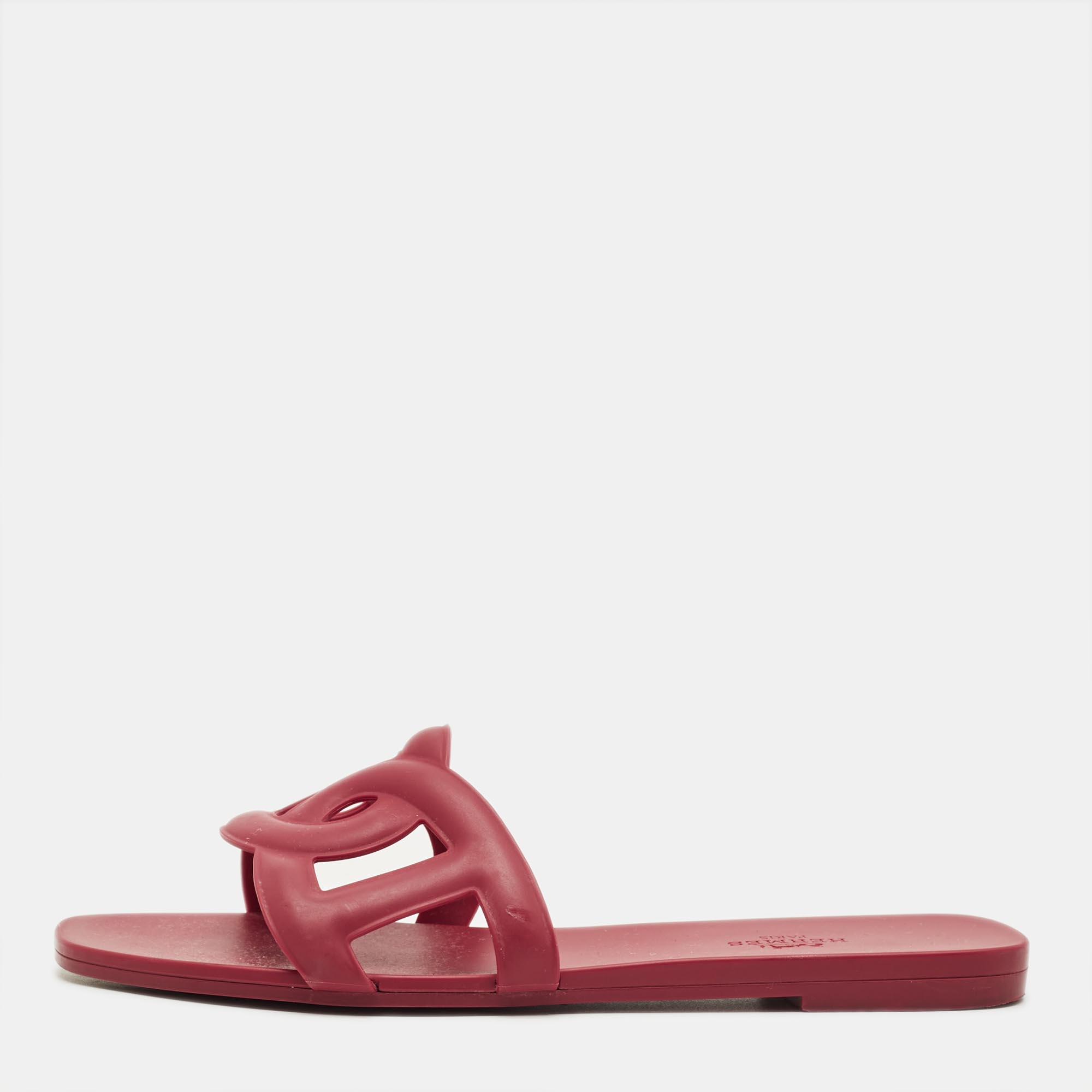 HERMES Pre-owned Burgundy Rubber Aloha Flat Slides Size 37