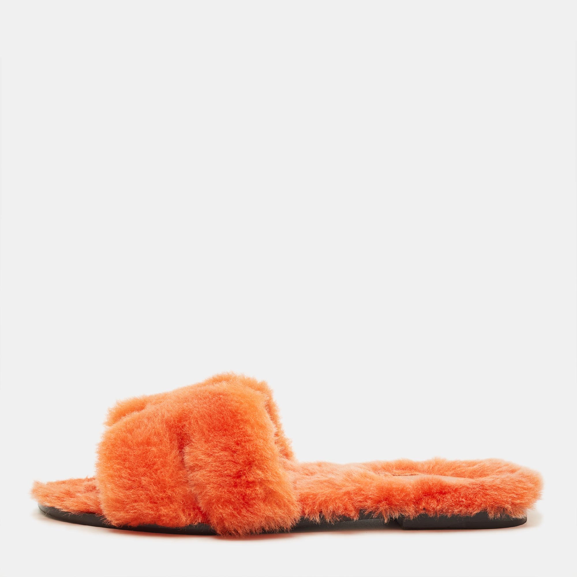 HERMES Pre-owned Orange Shearling Fur Oran Flat Slides Size 39.5