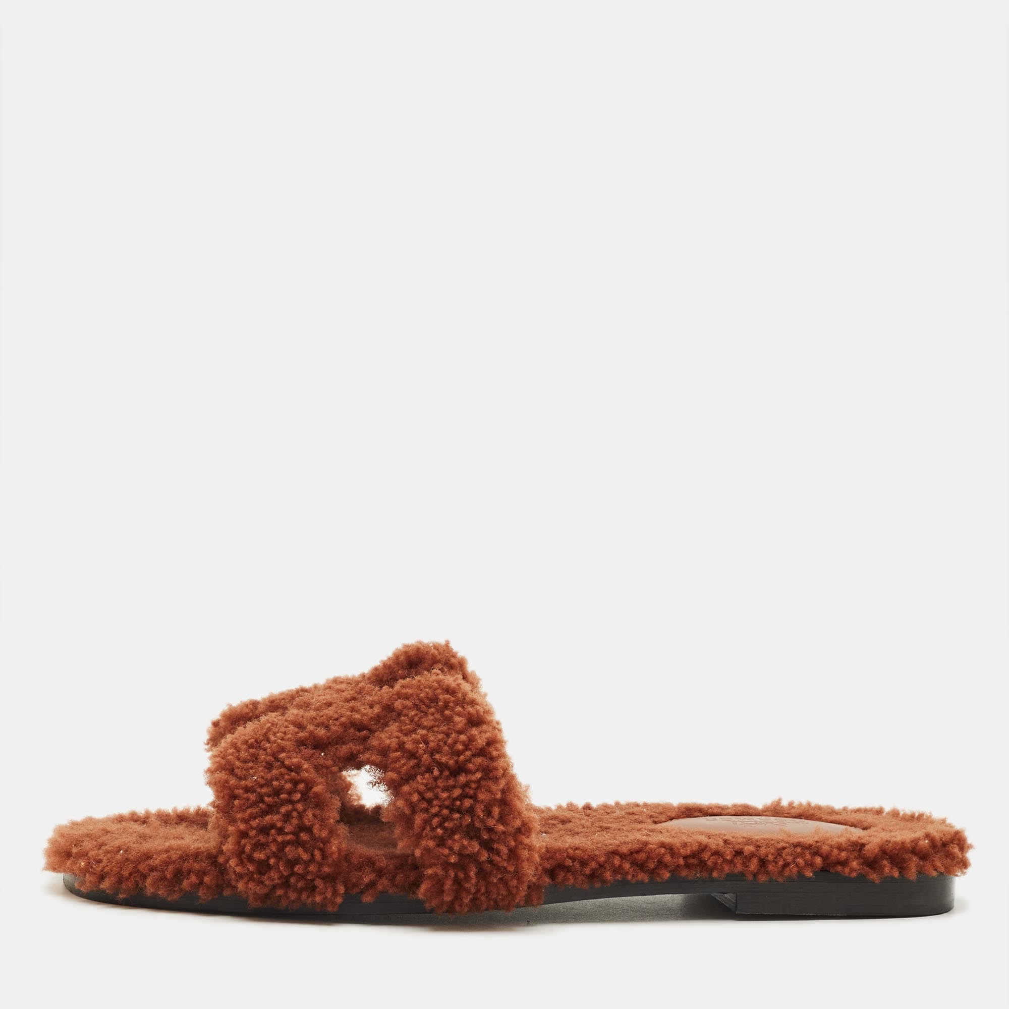 

Hermes Oran Size  Brown Shearling Flat Slides