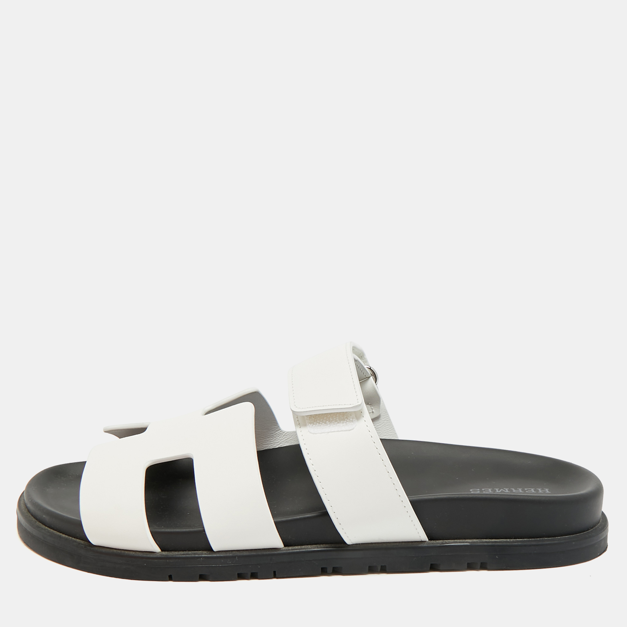 

Hermes Chypre Size  White Leather Flat Sandals
