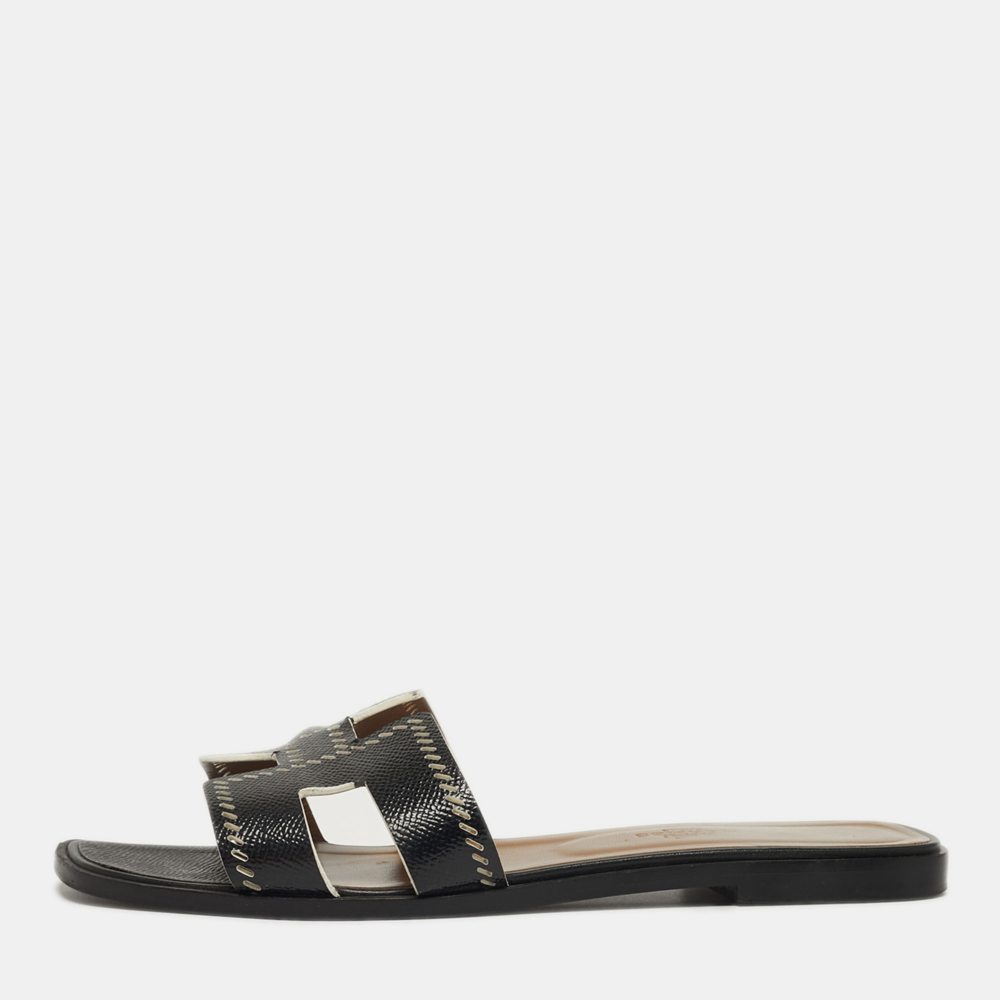 

Hermès Oran Size  Black Perforated Patent Leather Flat Slides