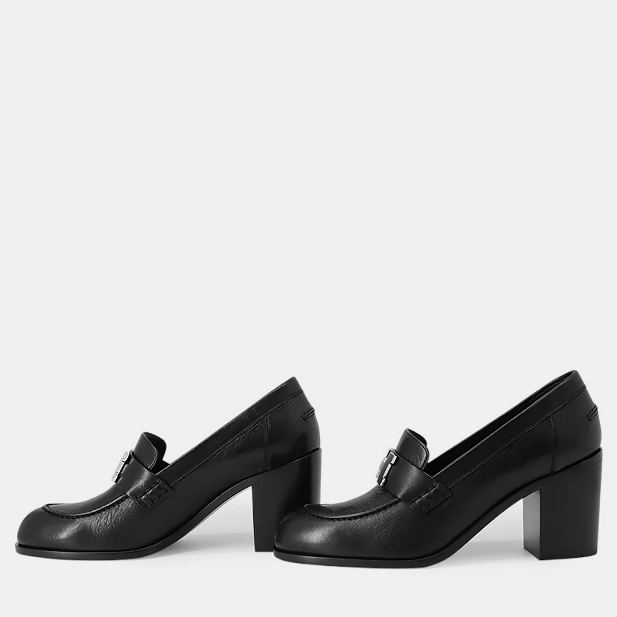 

Hermes Mocassins Dauphin Black Leather Size 37