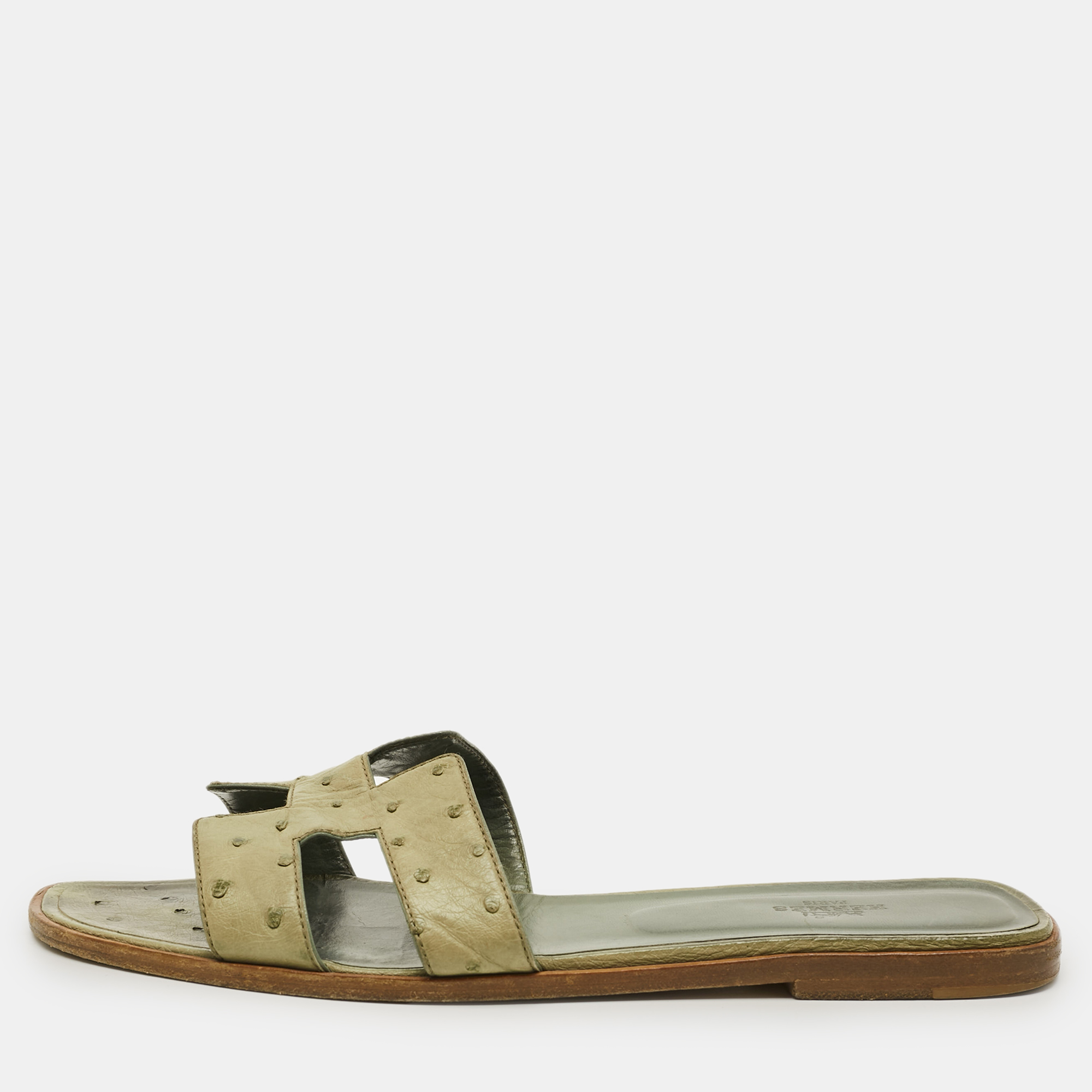 

Hermes Oran Size  Green Ostrich Leather Flat Sandals