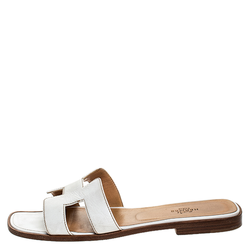 

Hermes White Leather Oran Slide Sandals Size