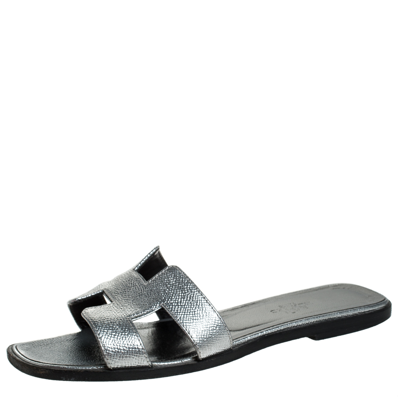 Hermes Metallic Gunmetal Textured Leather Oran Flat Slides Size 37