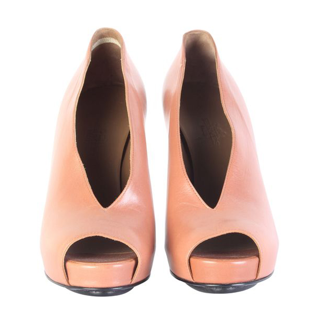 

Hermes Pink/Peach Leather Heels Size, Multicolor