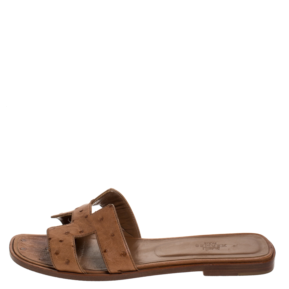 

Hermes Brown Ostrich Leather Oran Sandals Size