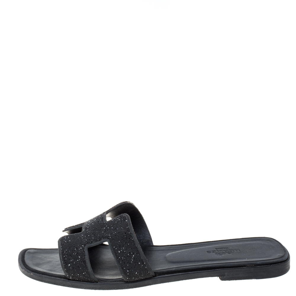 

Hermes Black Glitter Oran Flat Slides Size