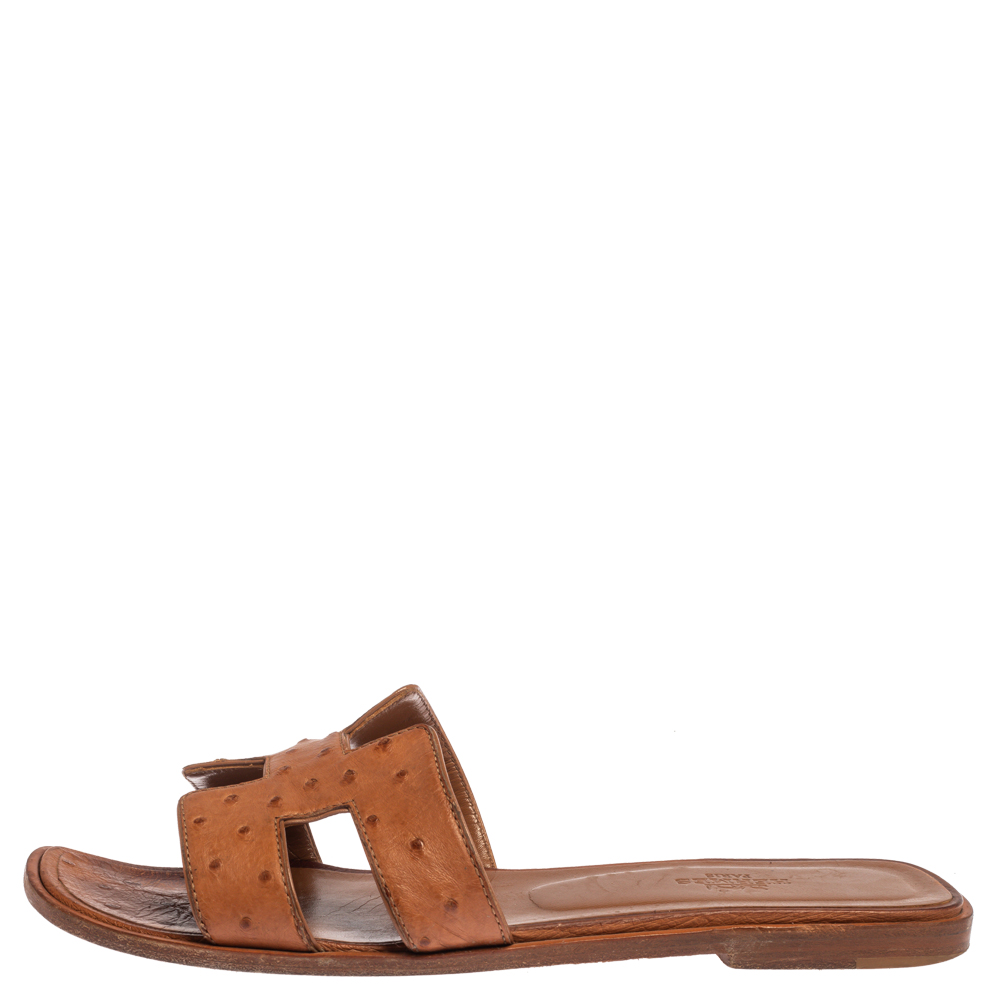 

Hermès Brown Ostrich Leather Oran Sandals Size