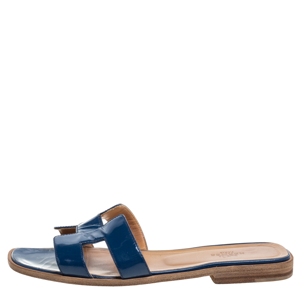 

Hermes Blue Patent Leather Oran Slide Sandals Size