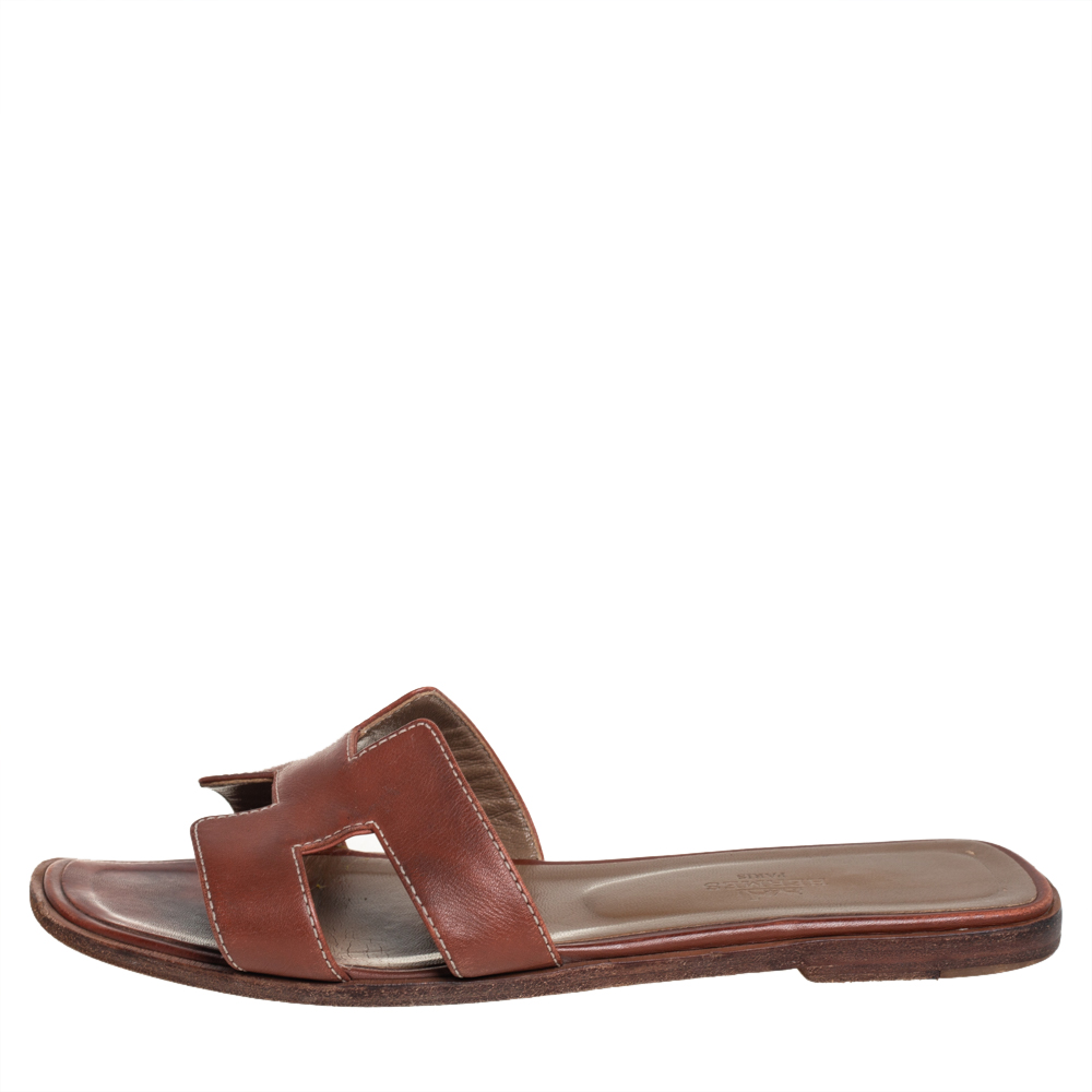 

Hermes Brown Leather Oran Flat Sandals Size
