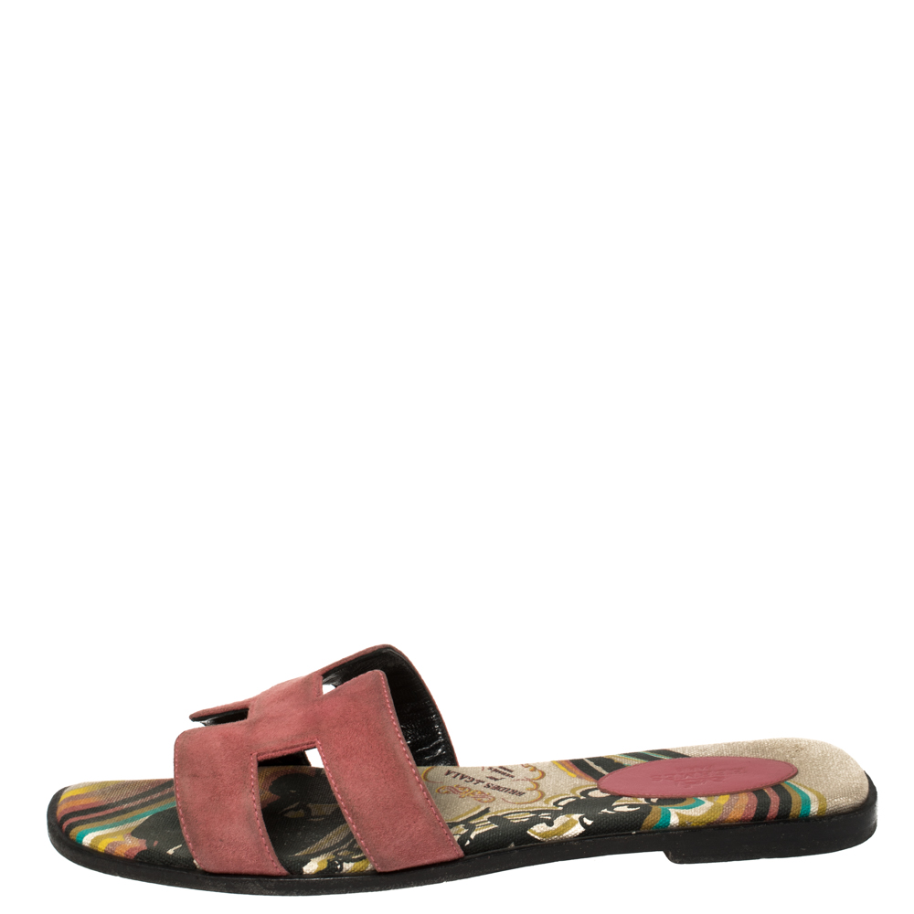 

Hermes Pink Suede Brides de Gala Oran Flat Slides Size
