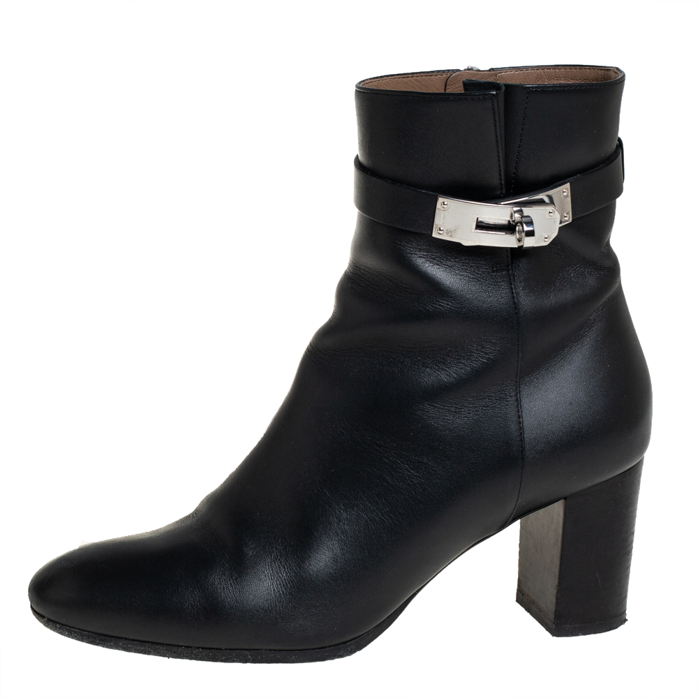

Hermes Black Leather Kelly Ankle Boots Size