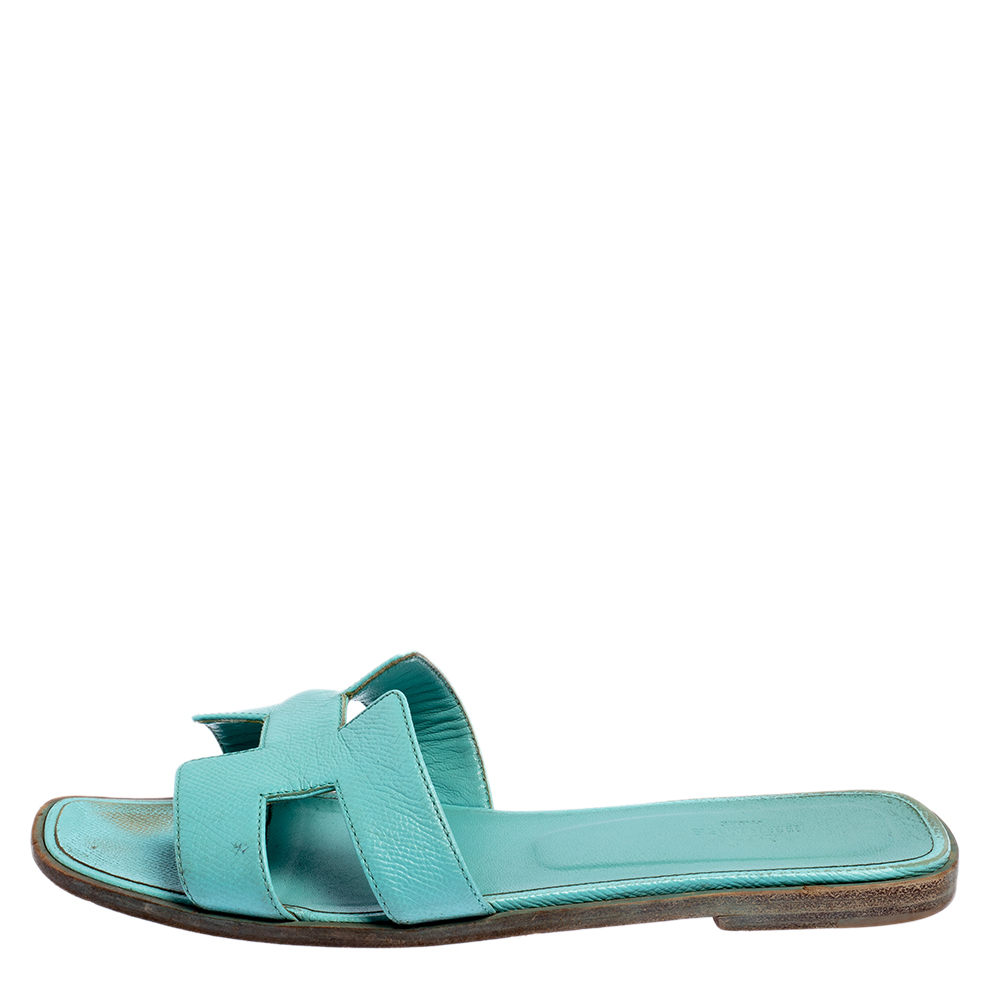 

Hermes Blue Leather Oran Flats Size