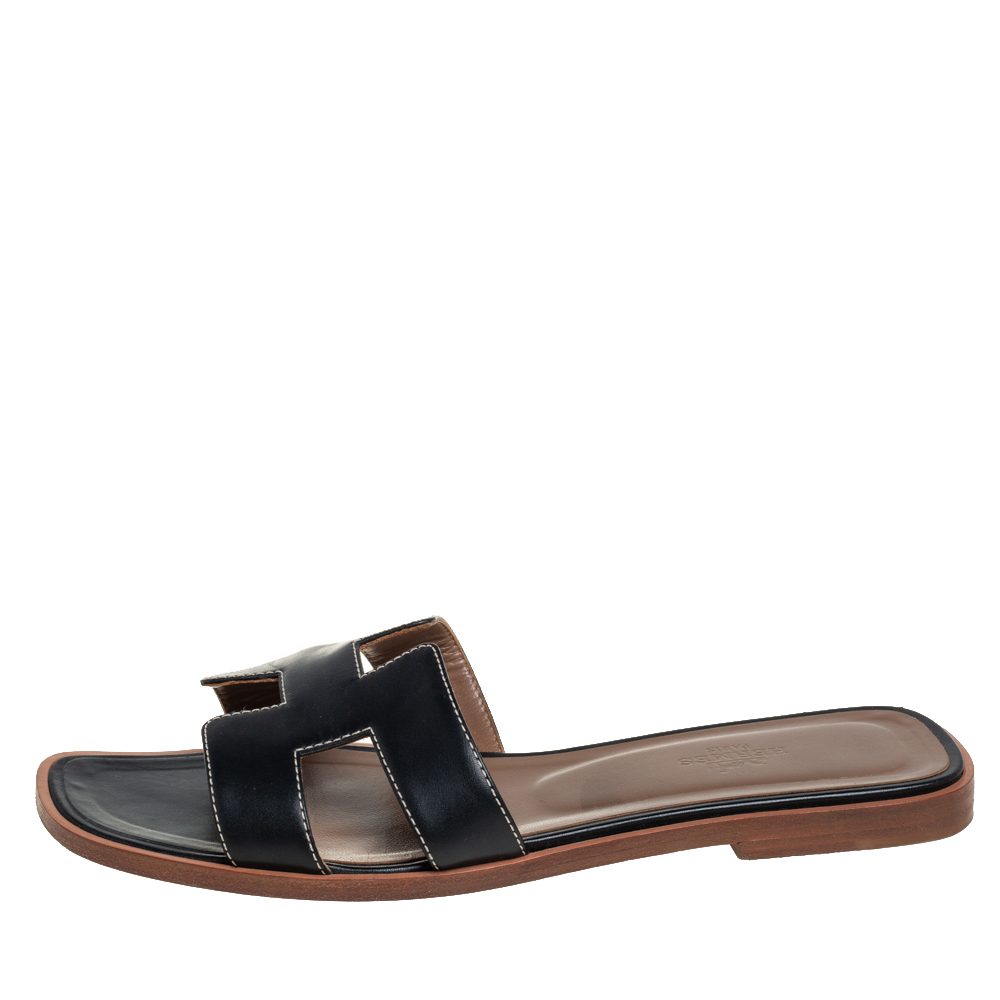 

Hermes Black Leather Oran Sandals Size