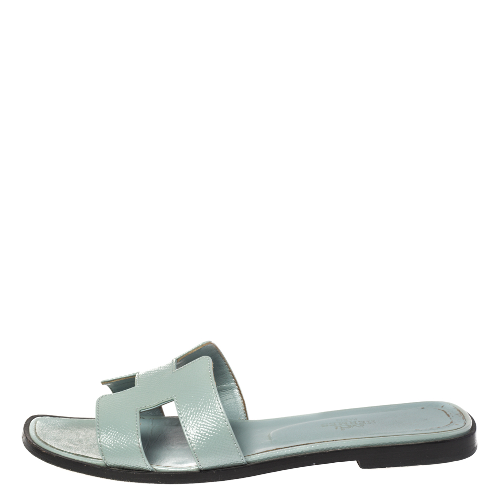 

Hermes Blue Patent Leather Oran Sandals Size