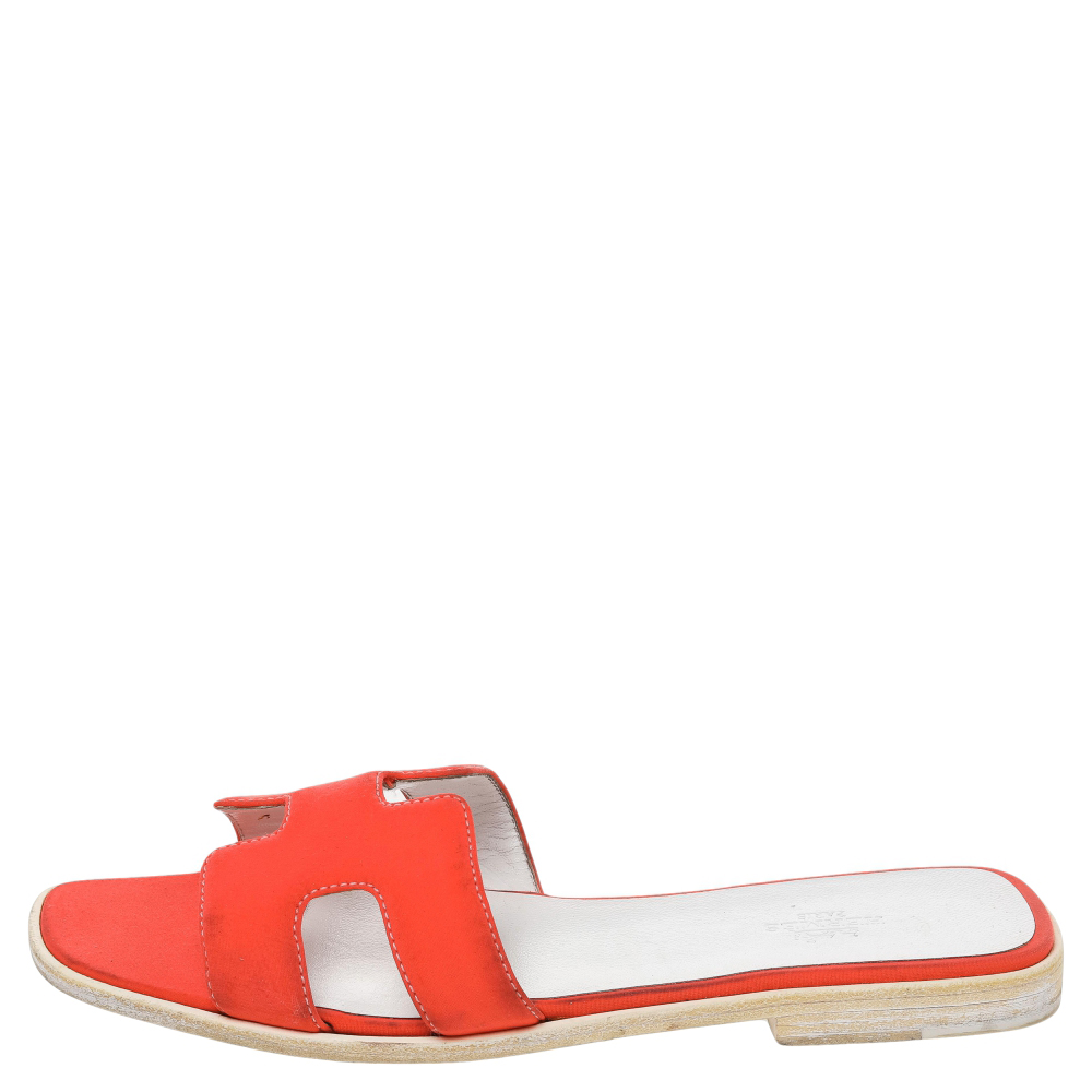 

Hermes Orange/White Fabric Oran Flat Sandals Size