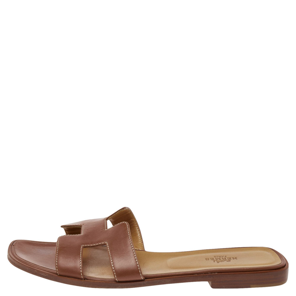 

Hermes Brown Leather Oran Flats Size