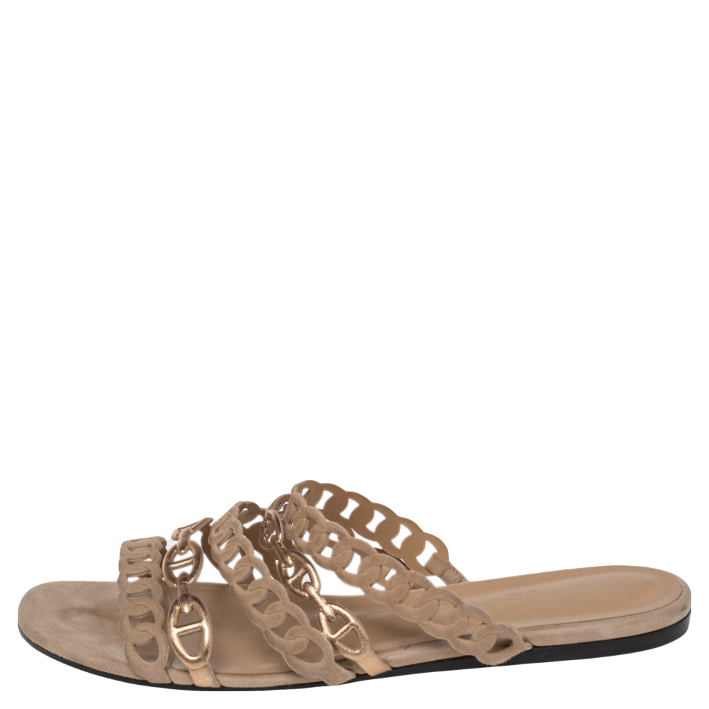 

Hermes Beige/Gold Suede D'ancre Chaine Flat Sandals Size