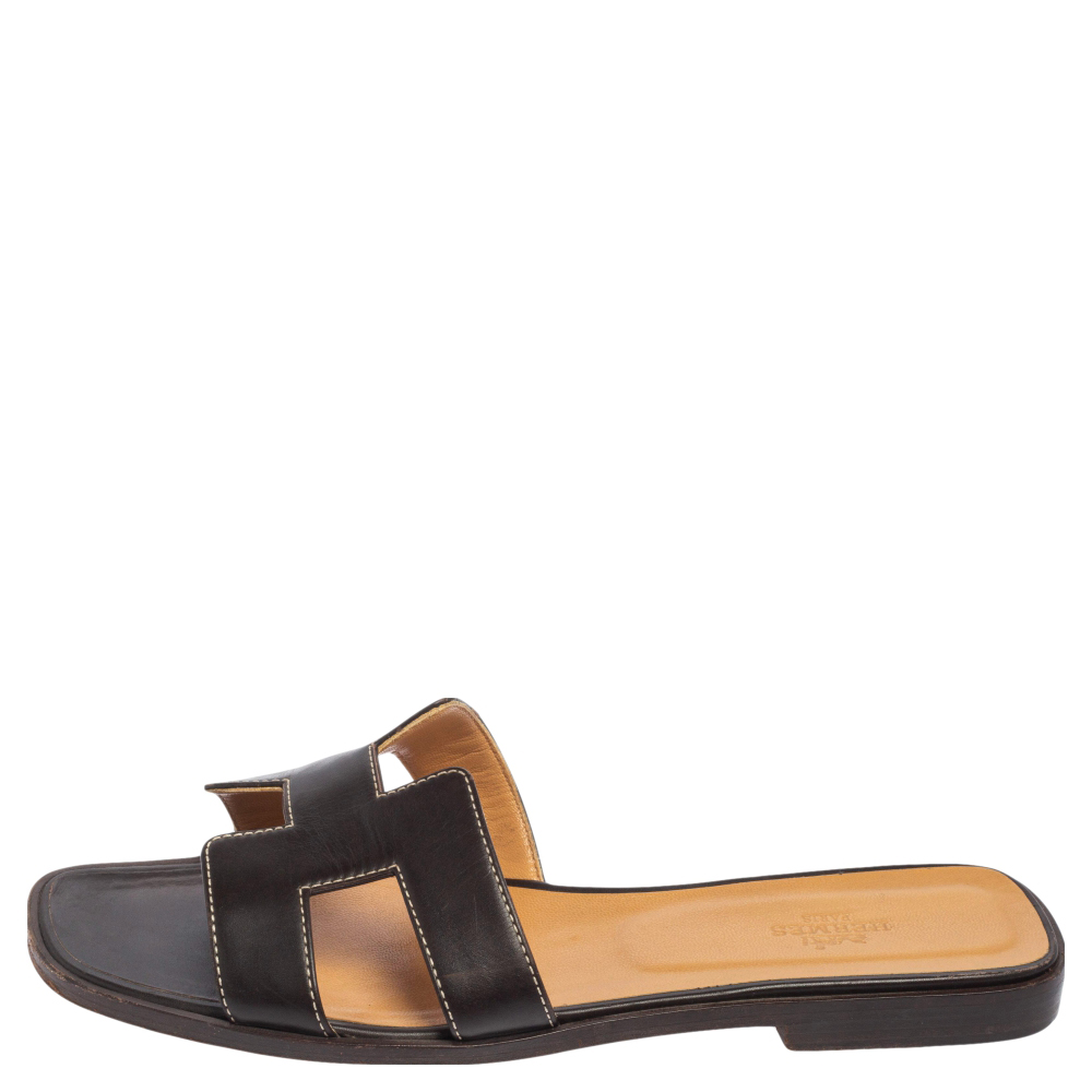 

Hermès Chocolate Brown Leather Oran Flat Slides Size