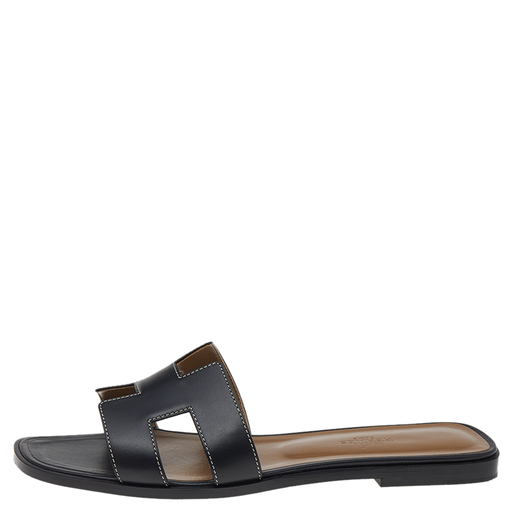 

Hermes Black Leather Oran Sandals Size
