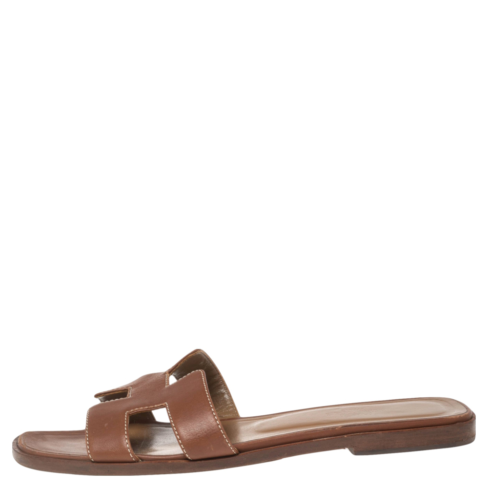 

Hermes Brown Leather Oran Flat Slides Size