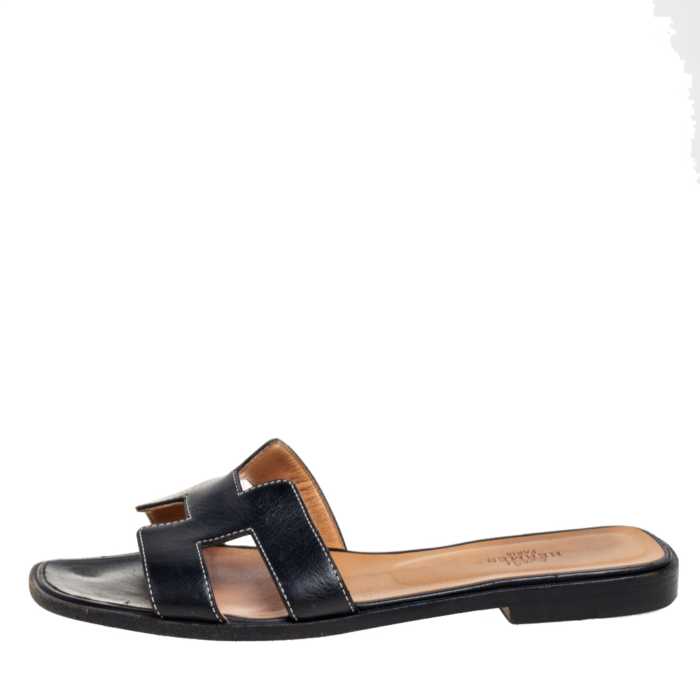 

Hermes Black Leather Oran Sandals Size