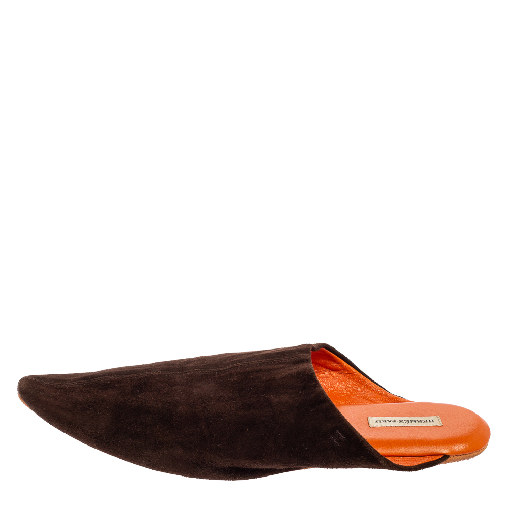 

Hermès Brown Suede Pointed Toe Mule Size