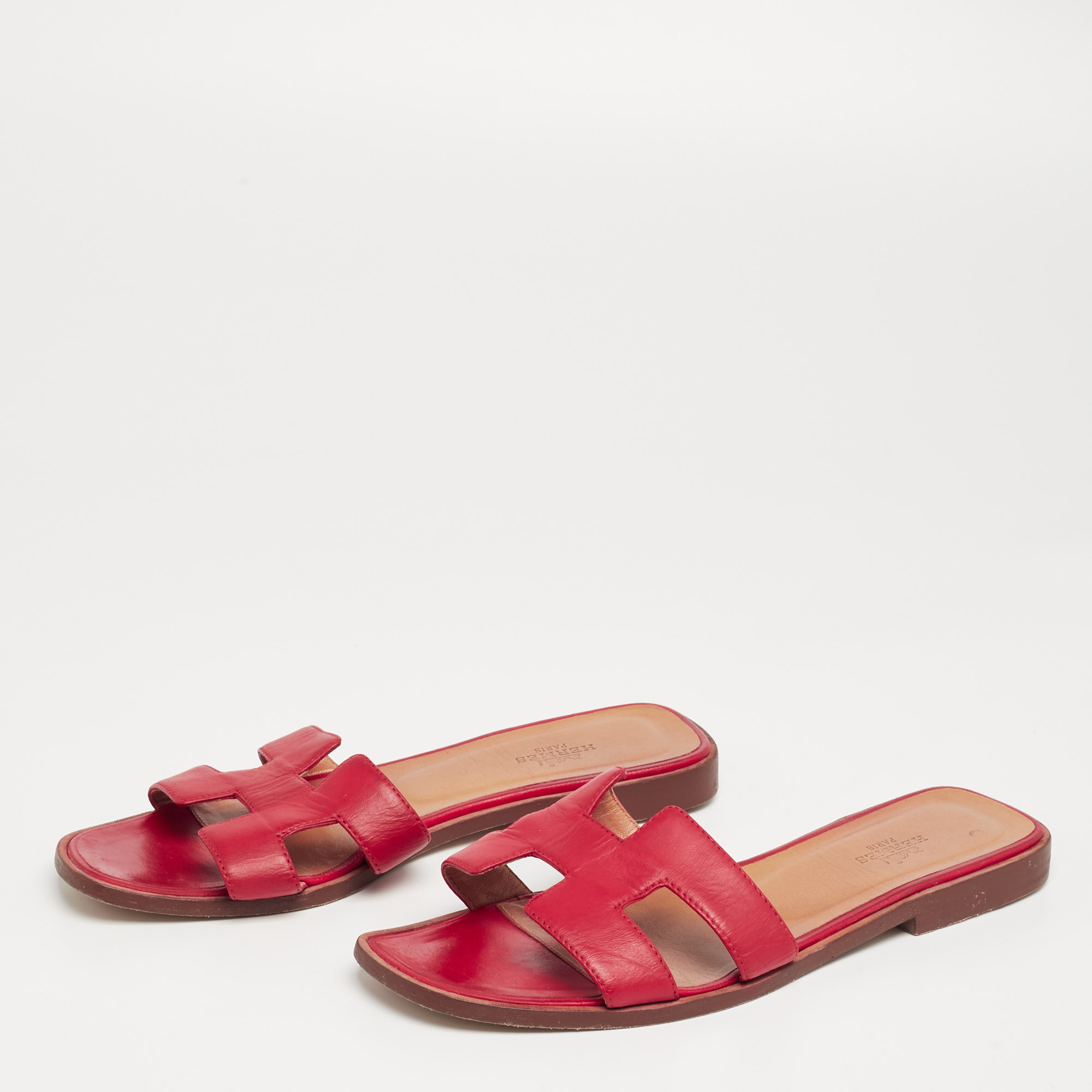 

Hermes Red Leather Oran Sandals Size
