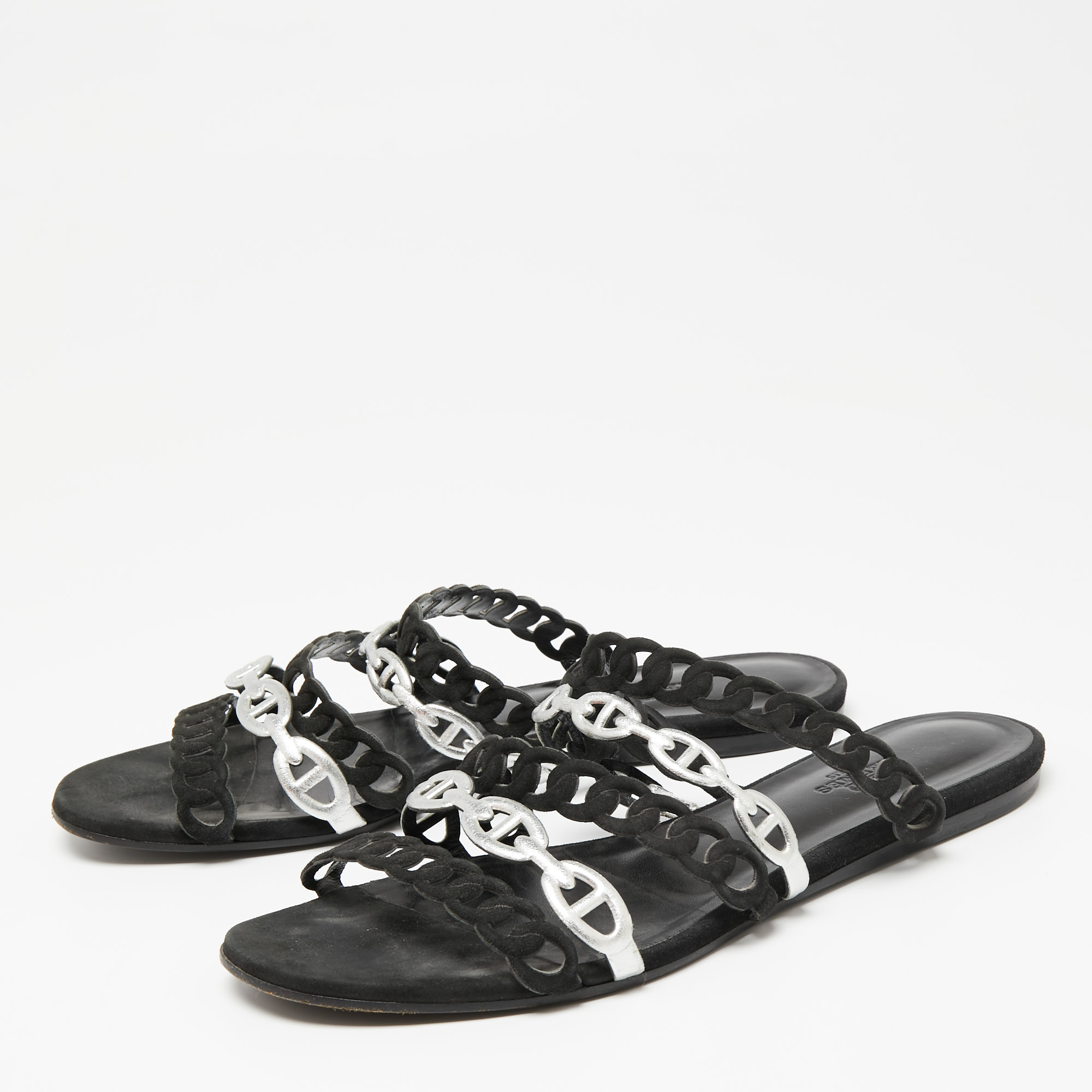 

Hermes Metallic Silver/Black Leather And Black Suede Chaine D'ancre Flat Sandals Size