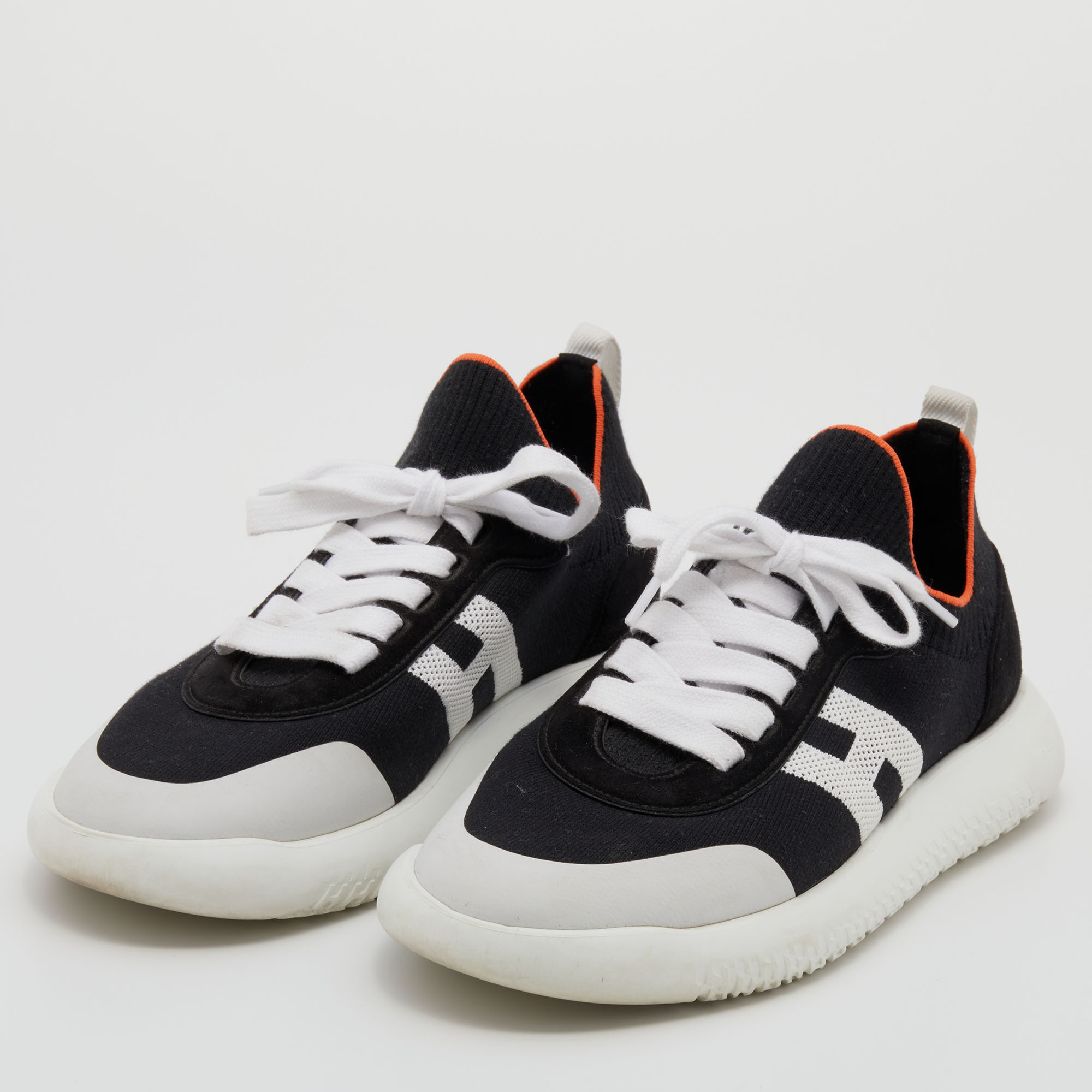 

Hermes Black/White Suede And Knit Fabric Low Top Sneakers Size
