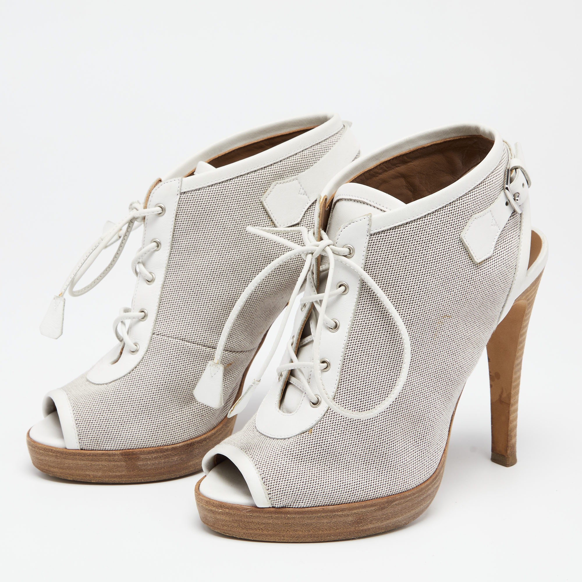 

Hermès Grey/Off White Canvas and Leather Open-Toe Lace Up Booties Size