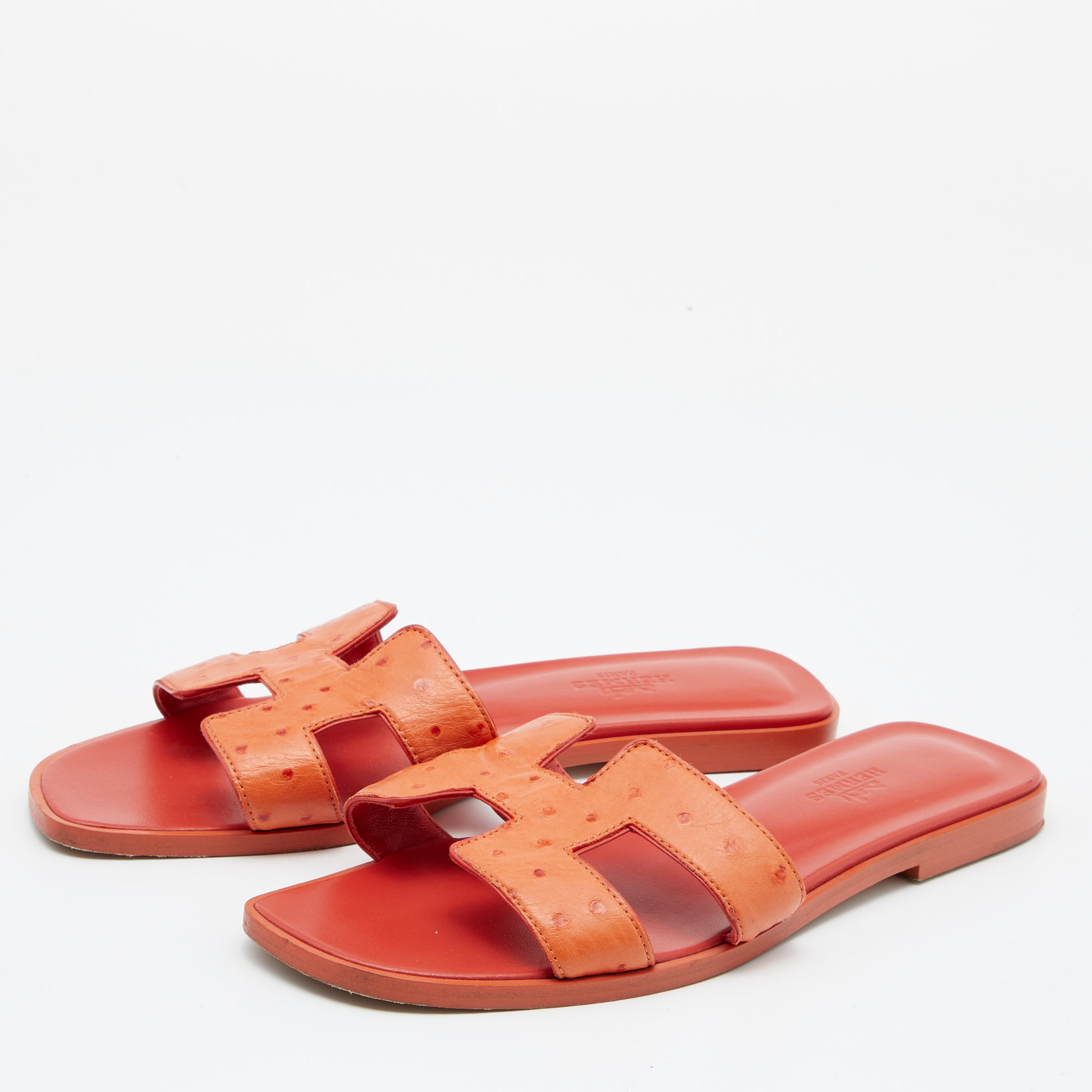 

Hermes Orange Ostrich Leather Oran Flat Sandals Size