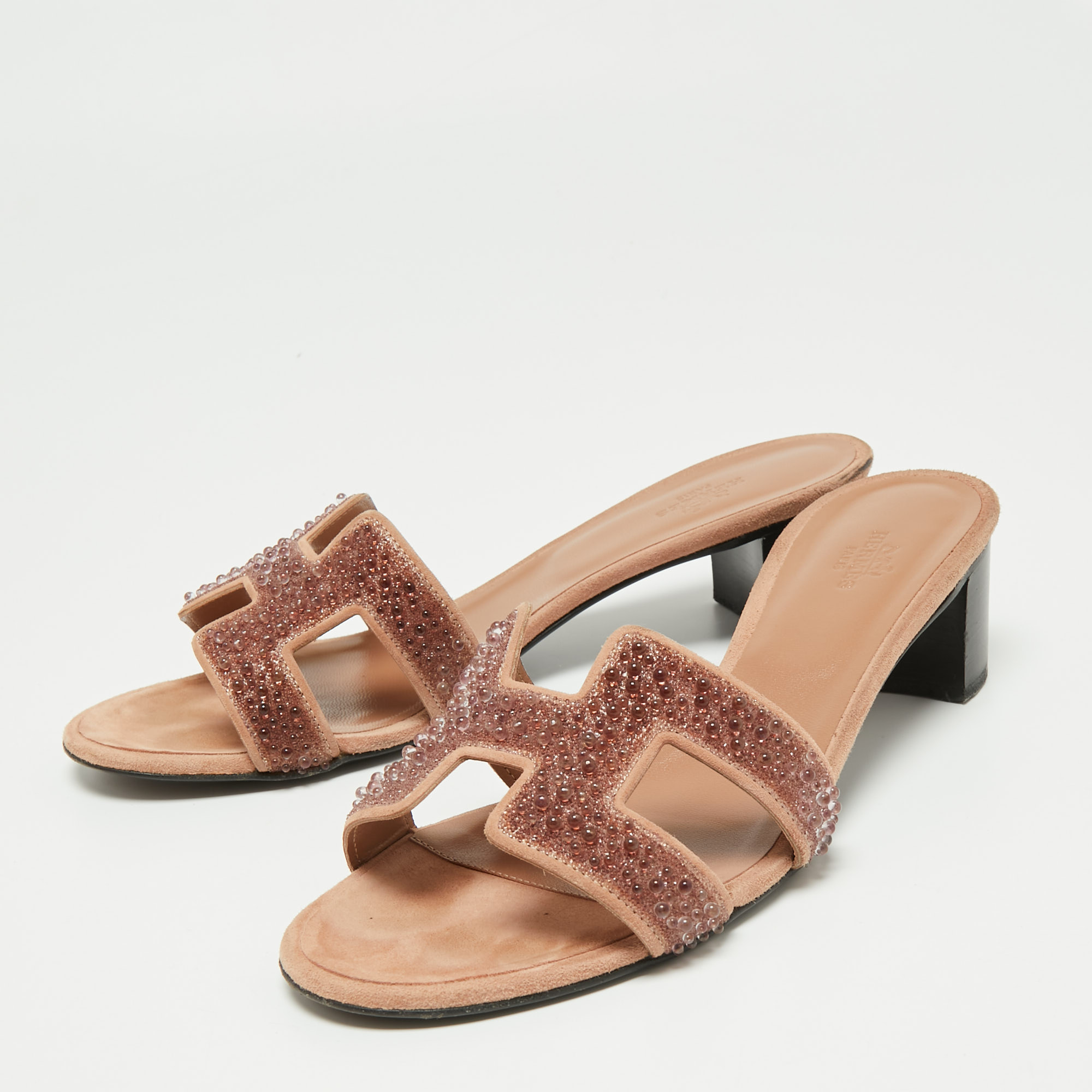 

Hermes Beige Suede Embellished Oasis Sandals Size