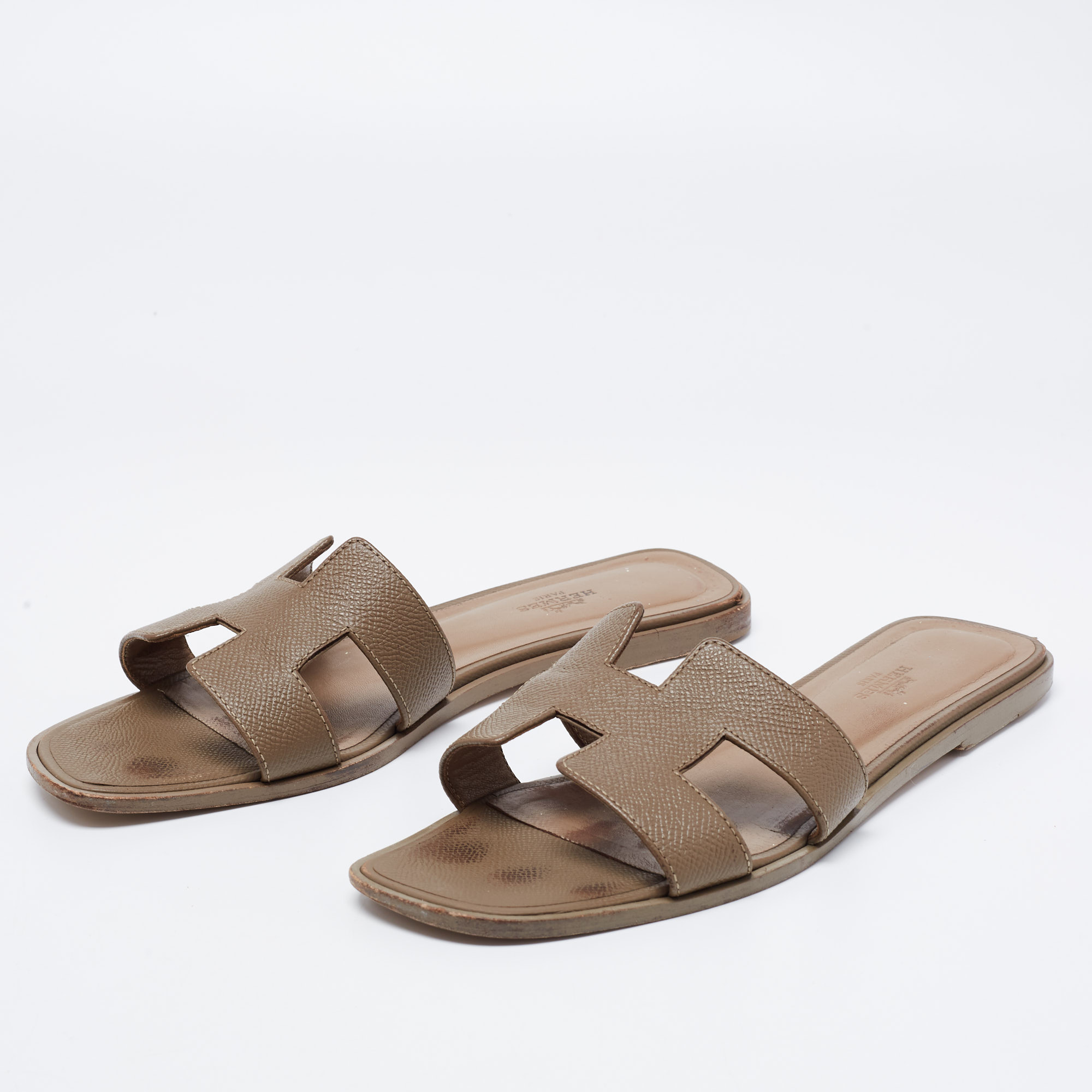

Hermes Tortilla Brown Leather Oran Flat Slide Sandals Size